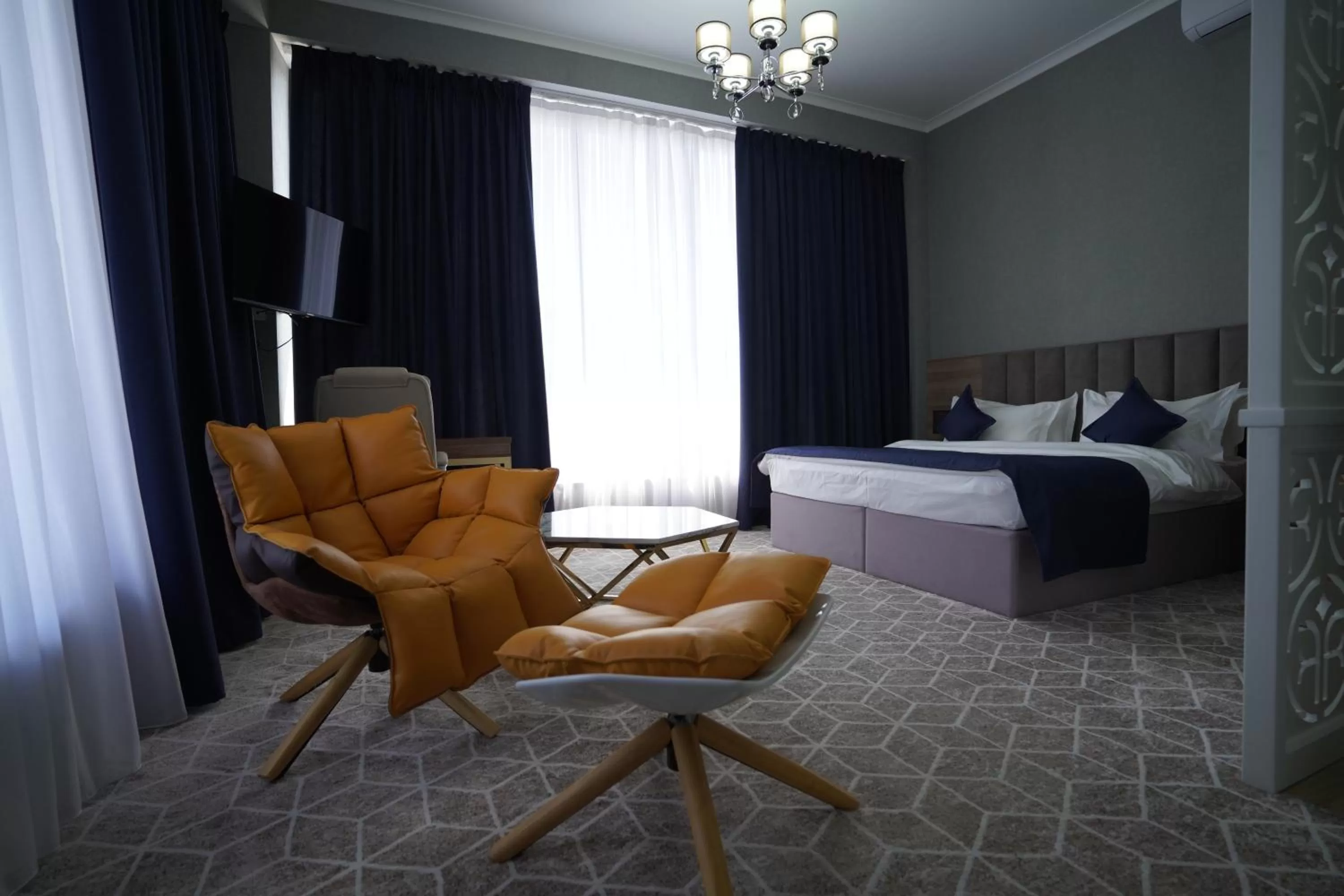 Photo of the whole room in Tauke Khan Plaza