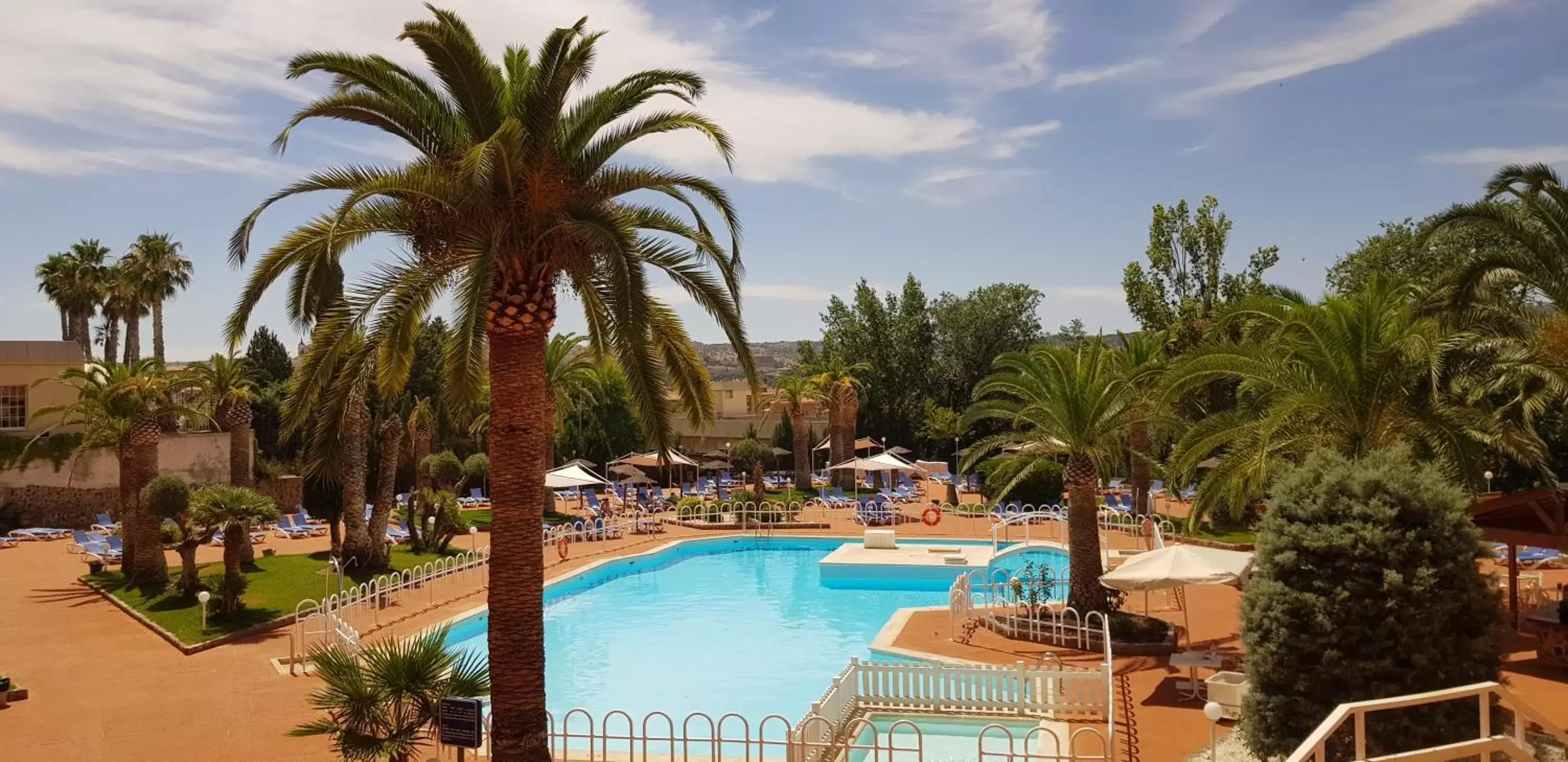 Swimming pool, Pool View in Beatriz Toledo Auditorium & Spa