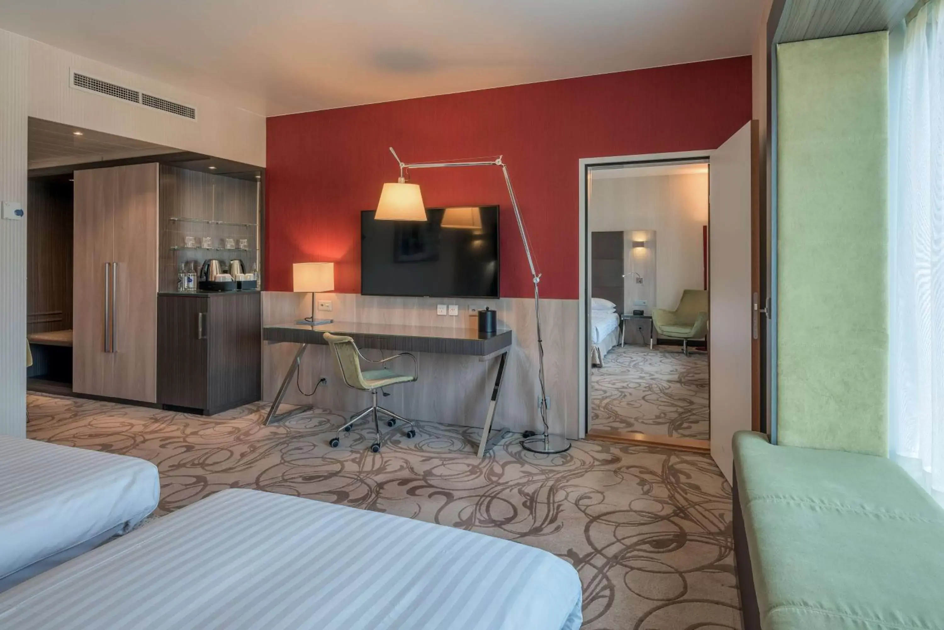 Bedroom, Bed in Hilton Geneva Hotel and Conference Centre Bedroom, Bed in Hilton Geneva Hotel and Conference Centre