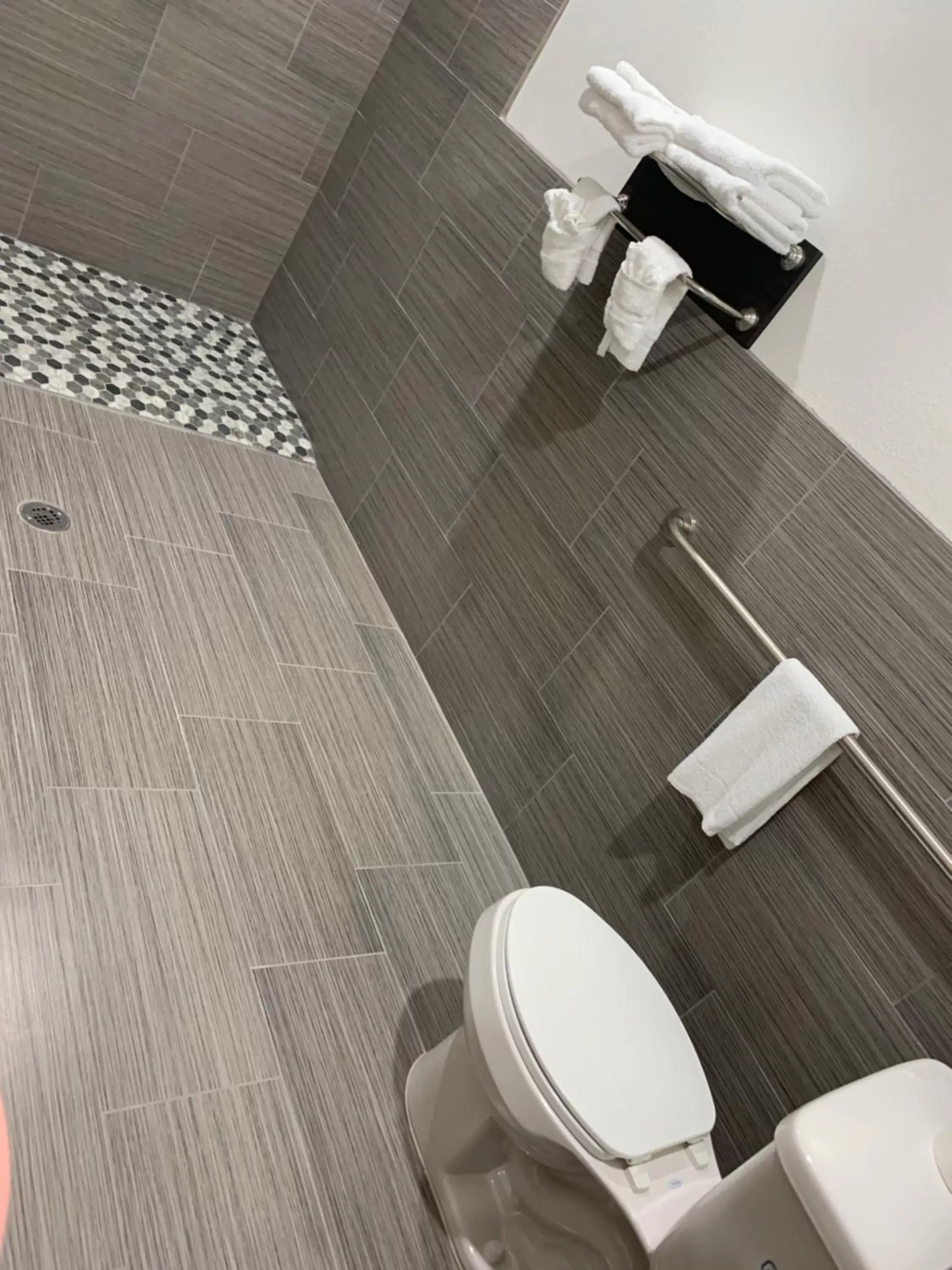 Bathroom in LOTUS INN