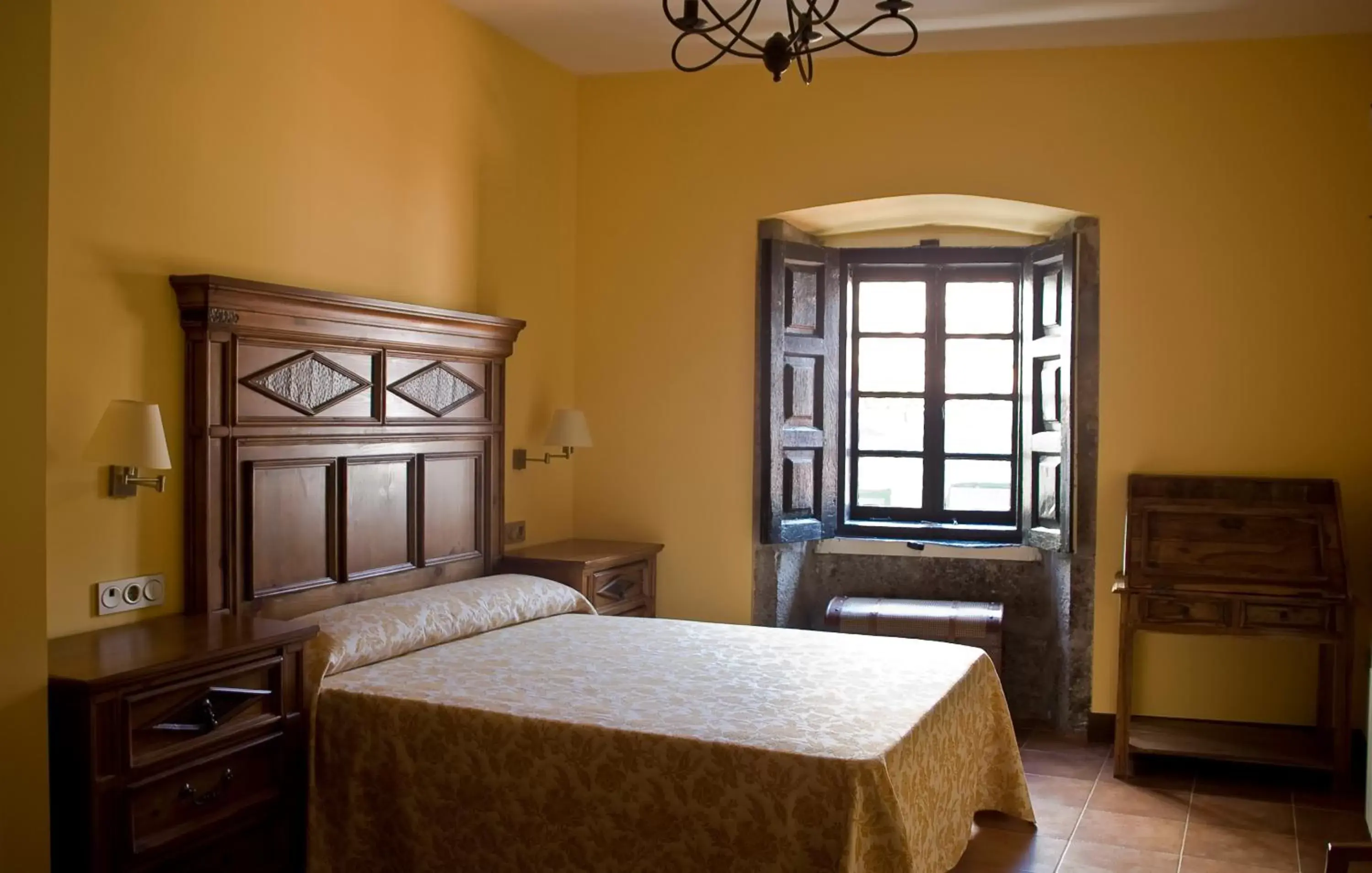 Double or Twin Room in Hotel Palacio Oxangoiti