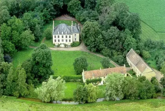 View (from property/room), Bird's-eye View in Chambres d'Hôtes Le Bas Manoir