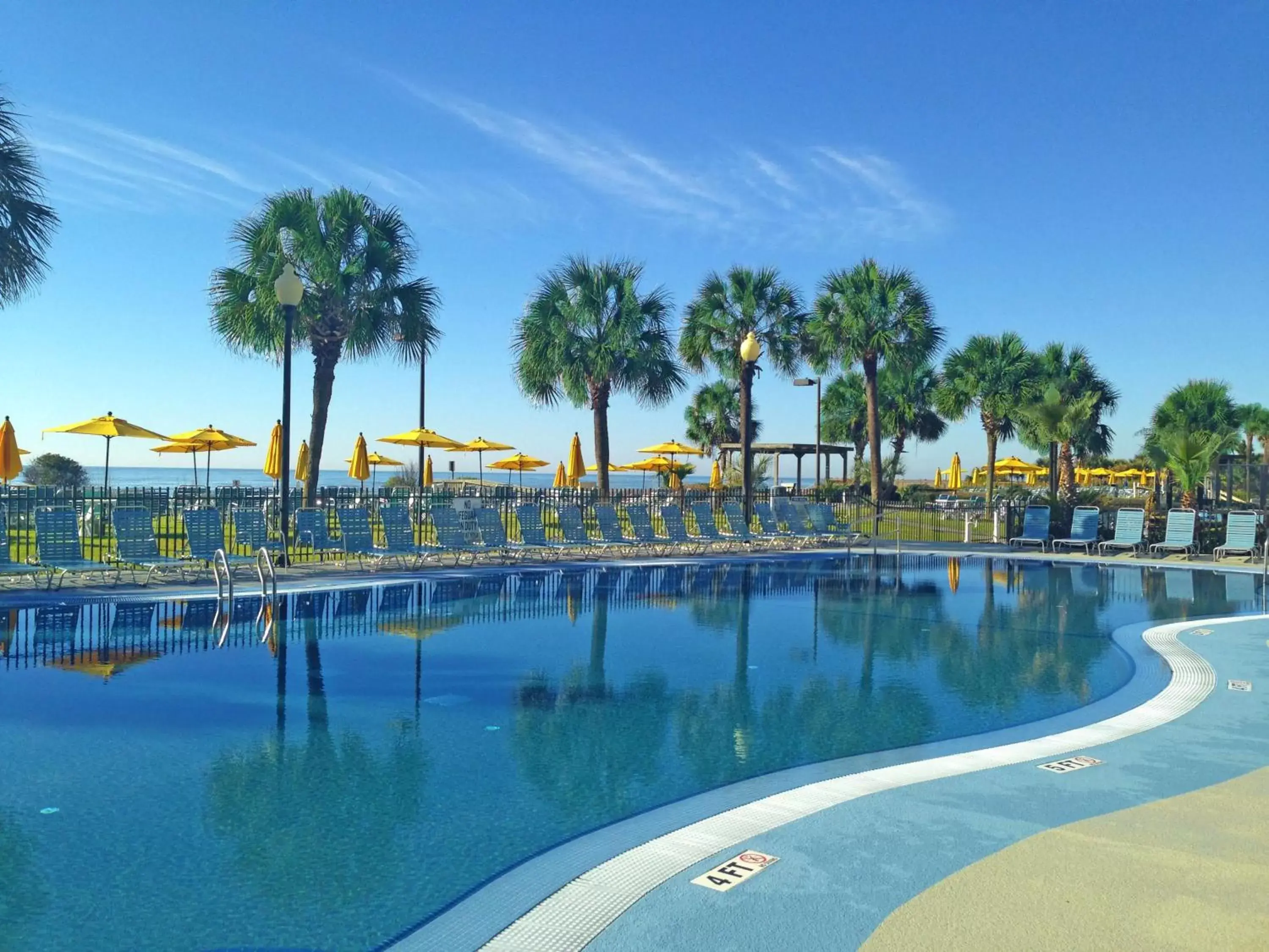 Pool view, Swimming Pool in Dayton House Resort - BW Signature Collection