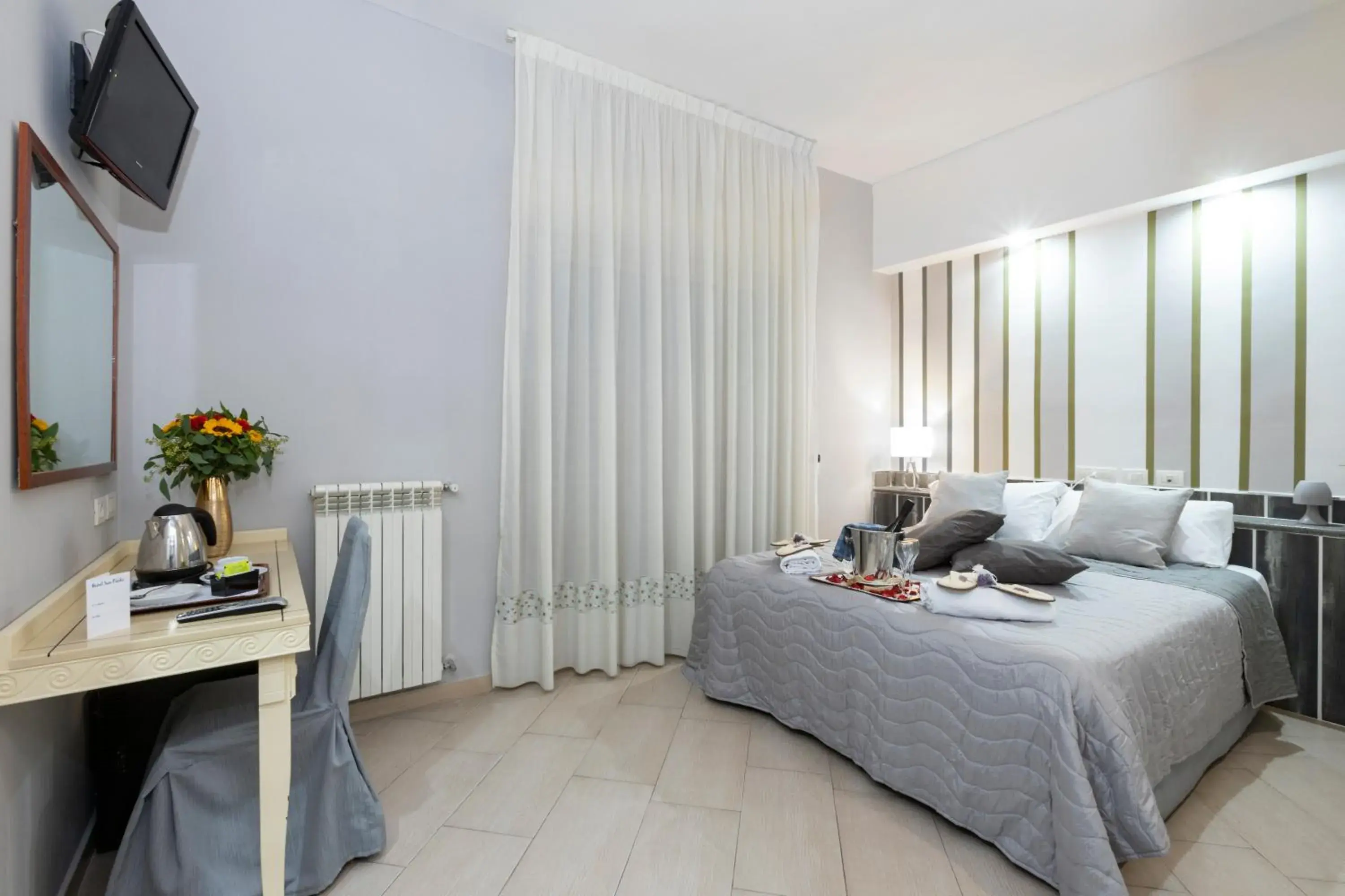 Photo of the whole room, Bed in Hotel San Paolo Photo of the whole room, Bed in Hotel San Paolo