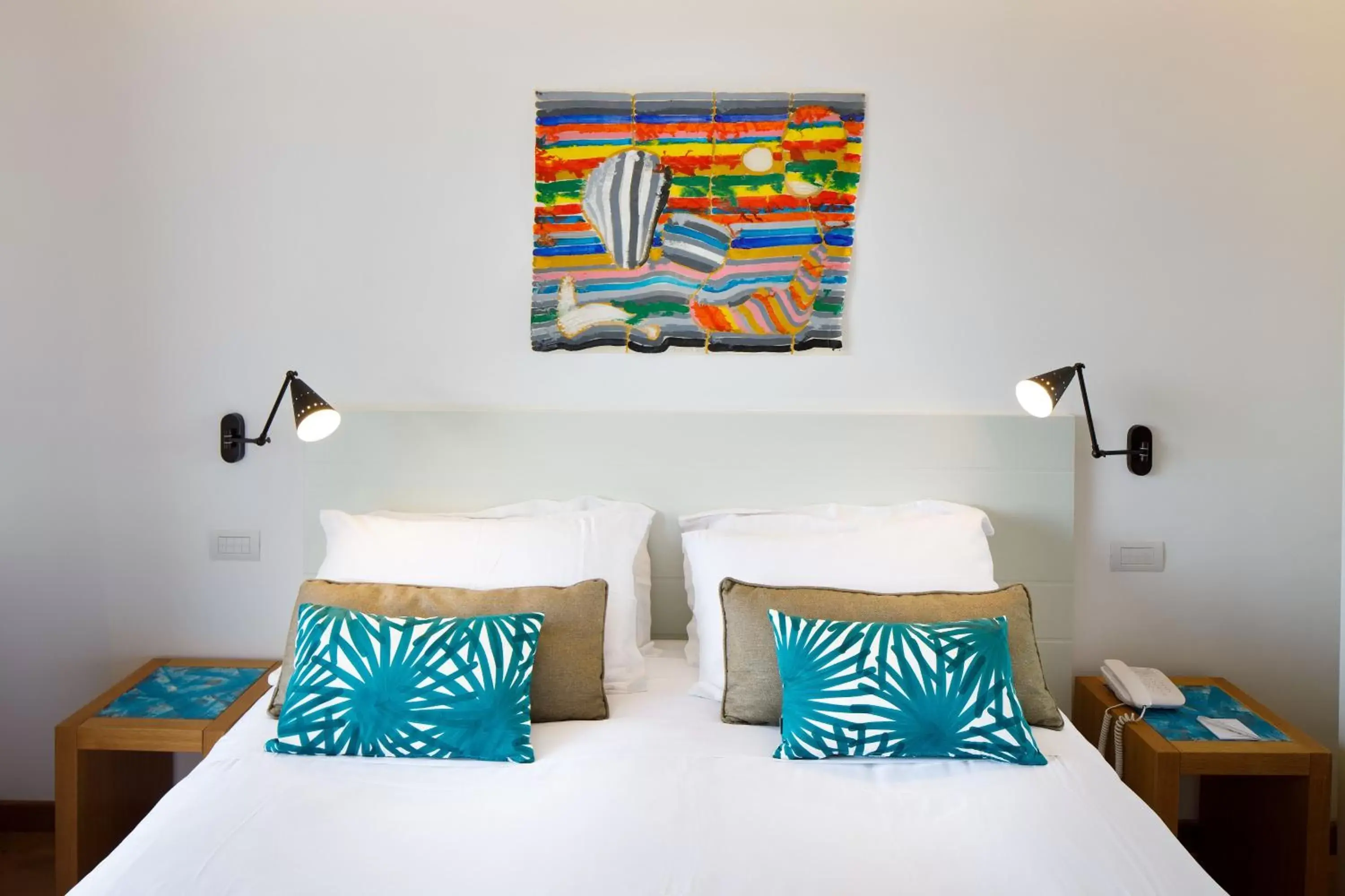 Bed in Villa Fiorella Art Hotel