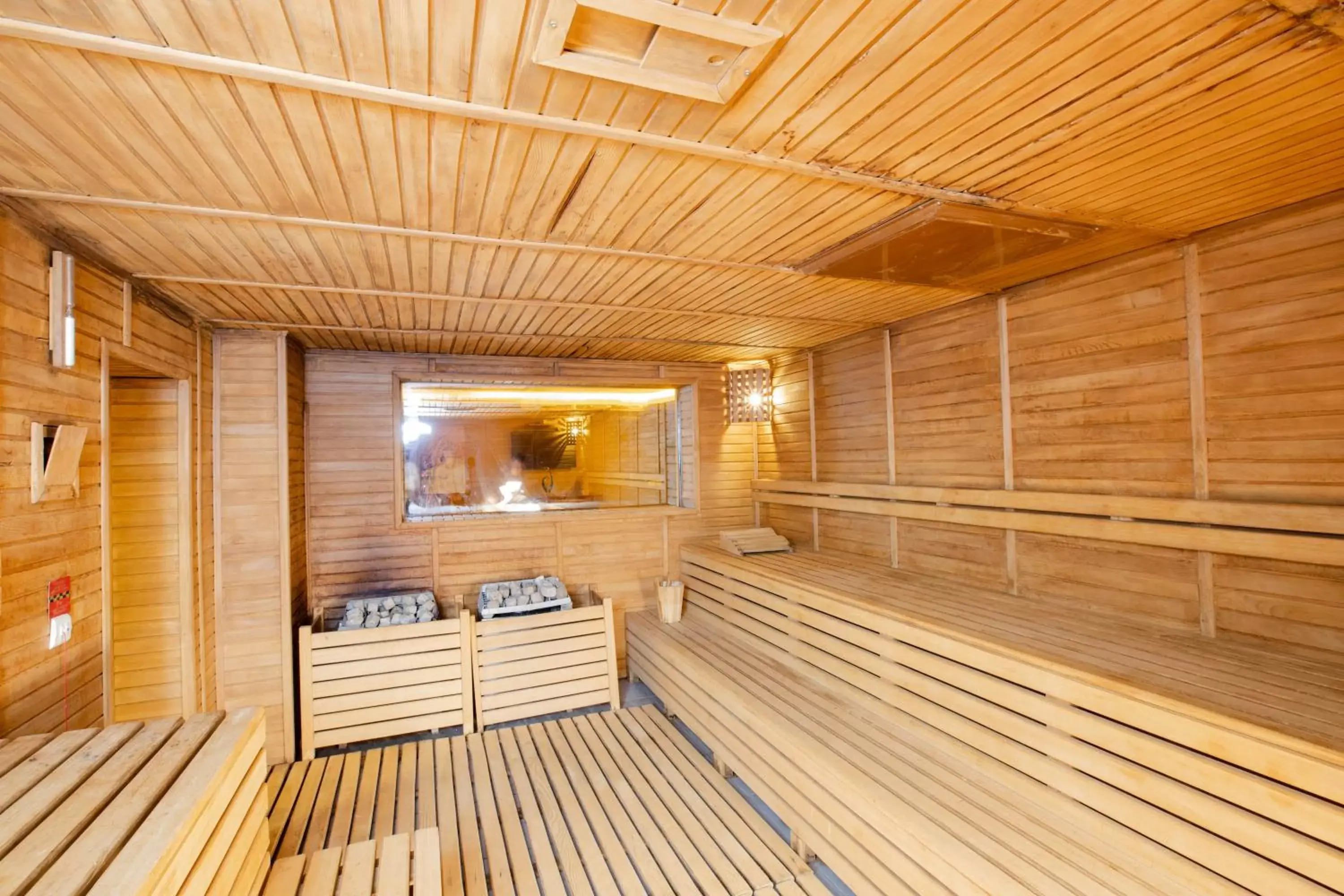 Sauna in New Park Hotel