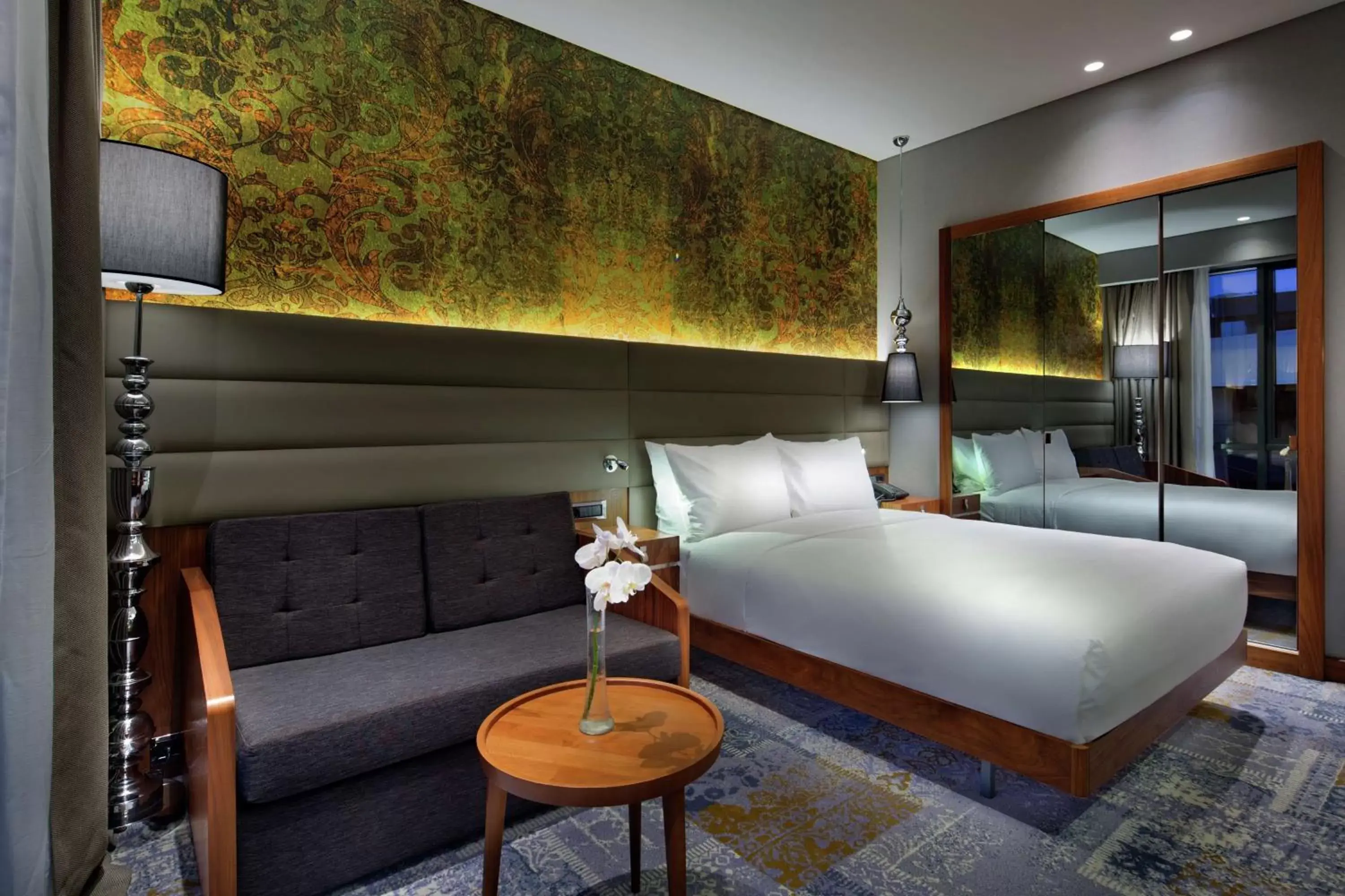 Bed in DoubleTree by Hilton Istanbul - Piyalepasa