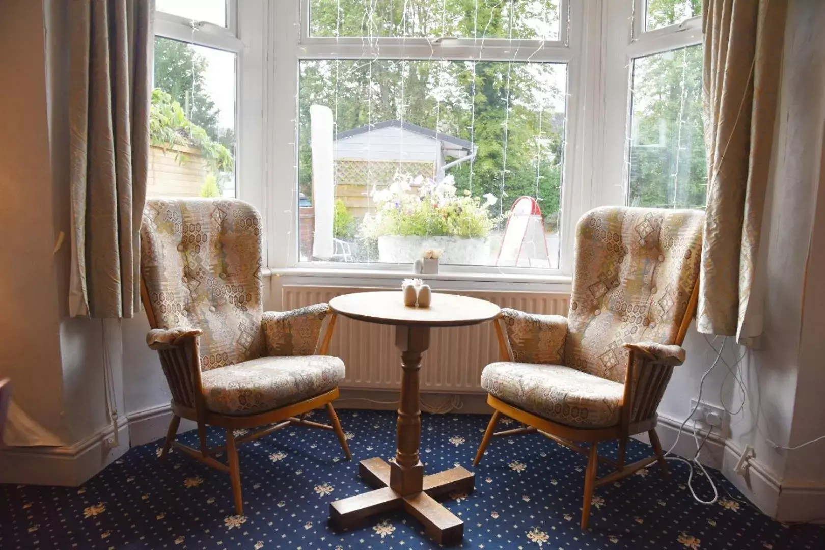 Breakfast in Crystal Hotel & Savour Breakfast in Crystal Hotel & Savour