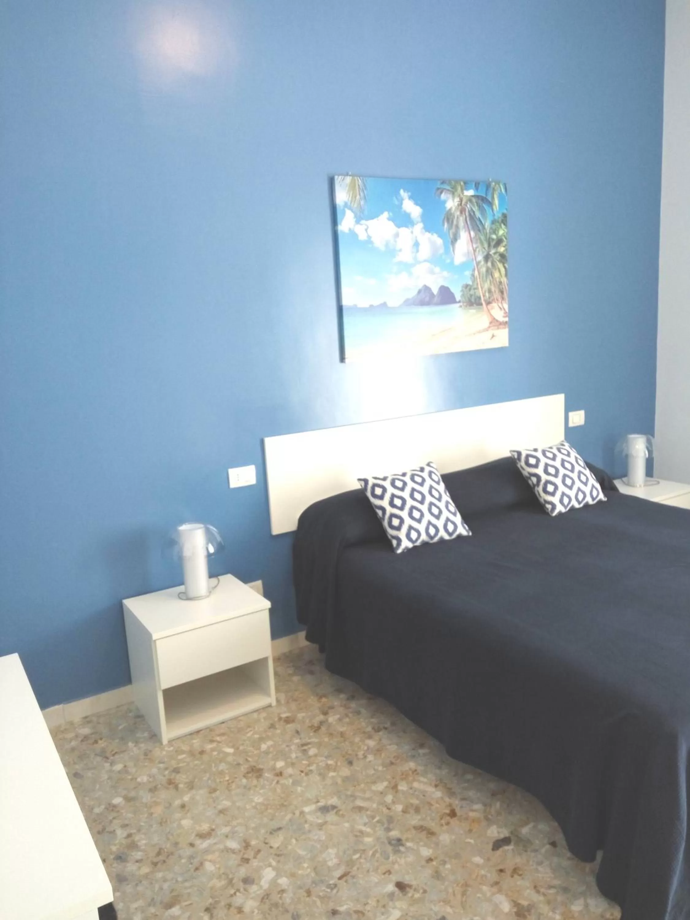 Photo of the whole room, Bed in Michelangelo Rooms