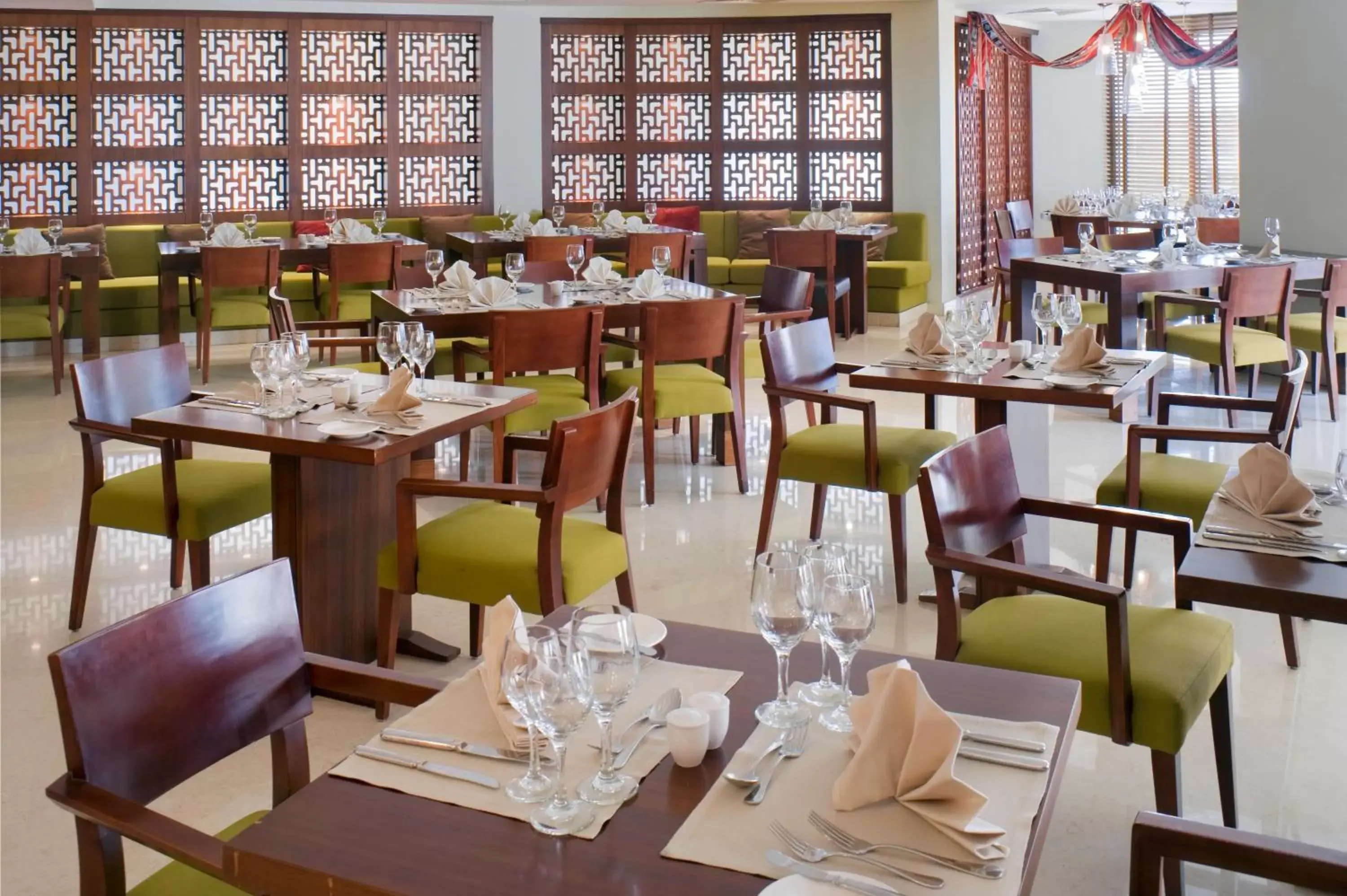 Restaurant/Places to Eat in Crowne Plaza Sohar, an IHG Hotel