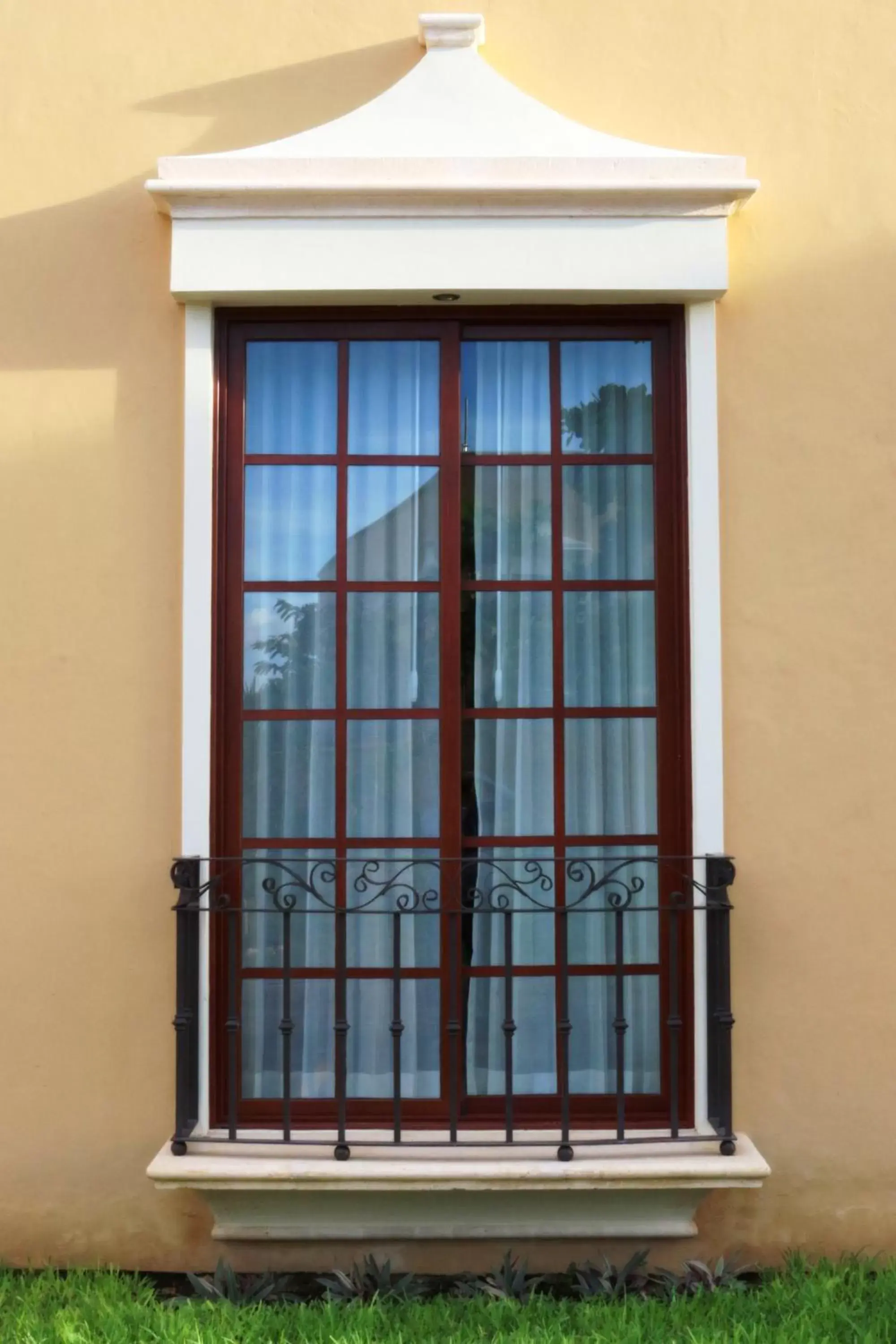 Facade/entrance, Property Building in TecnoHotel Valladolid