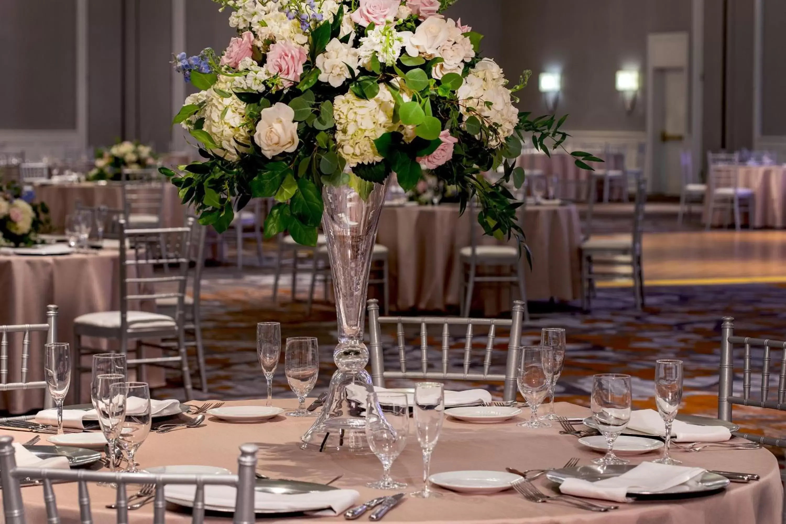 Banquet/Function facilities, Restaurant/Places to Eat in Marriott Boston Quincy