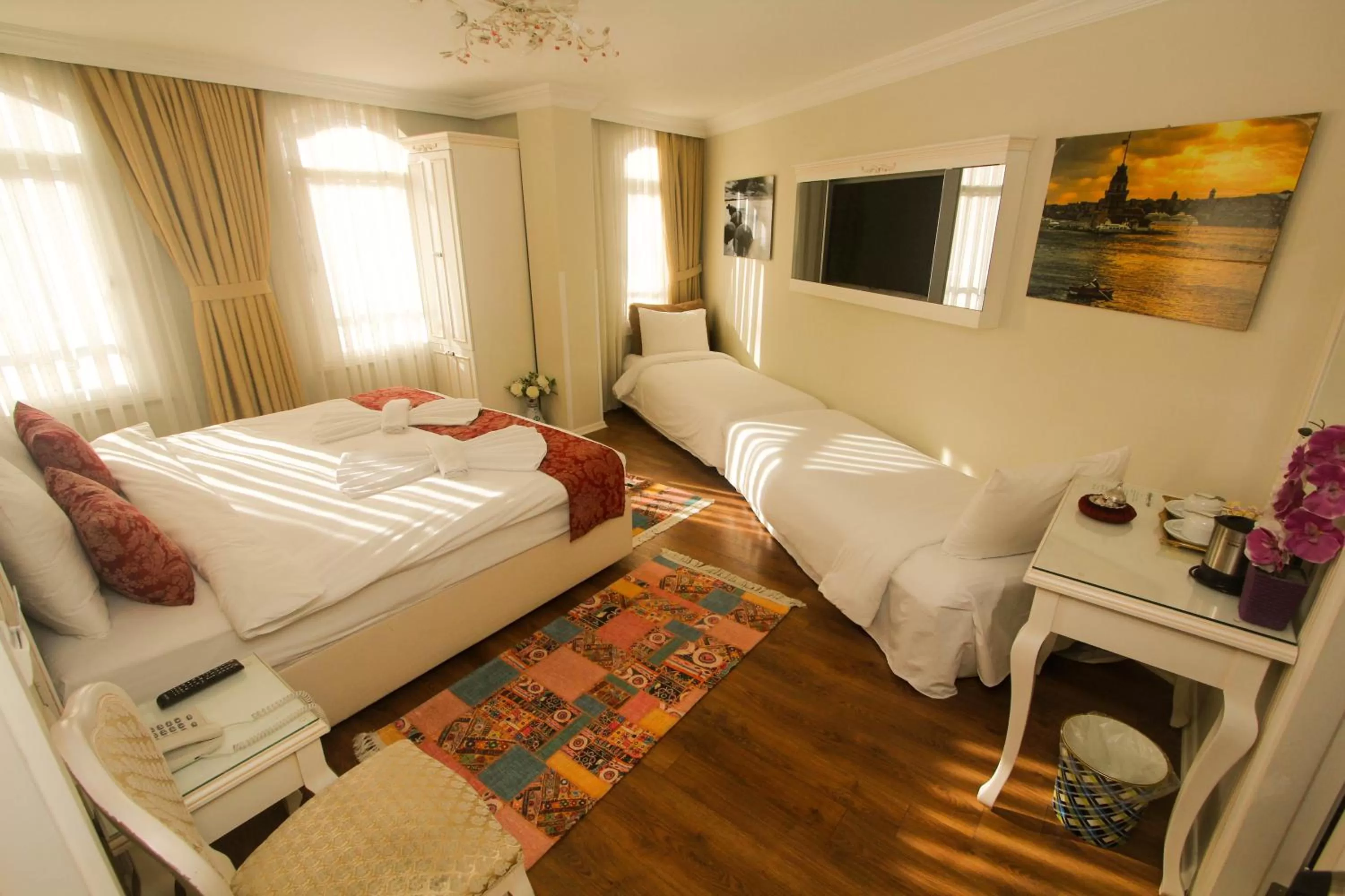 Photo of the whole room, Bed in Venue Hotel Istanbul Old City