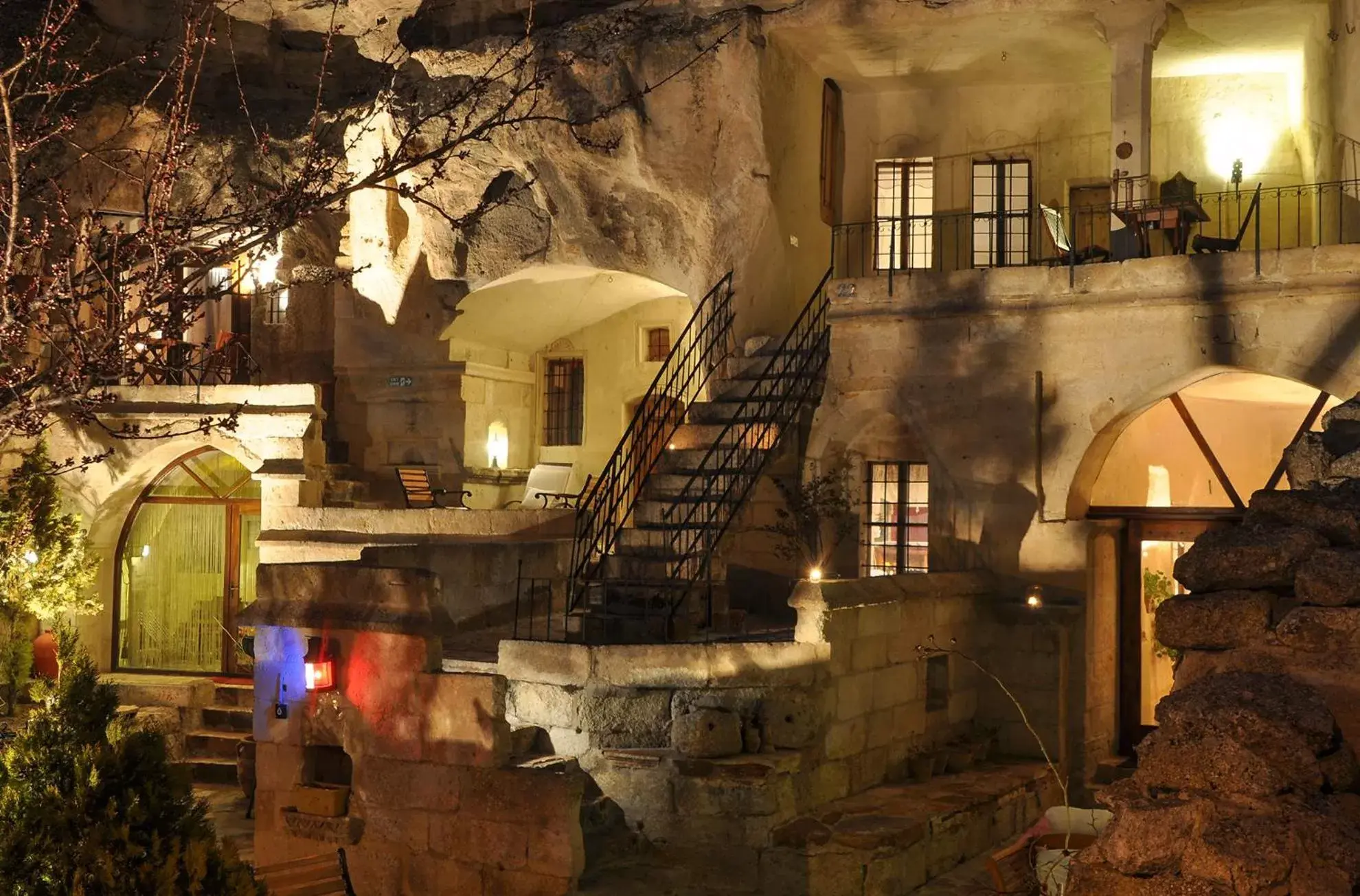 Property building in 4 Oda Cave House - Special Class Property building in 4 Oda Cave House - Special Class