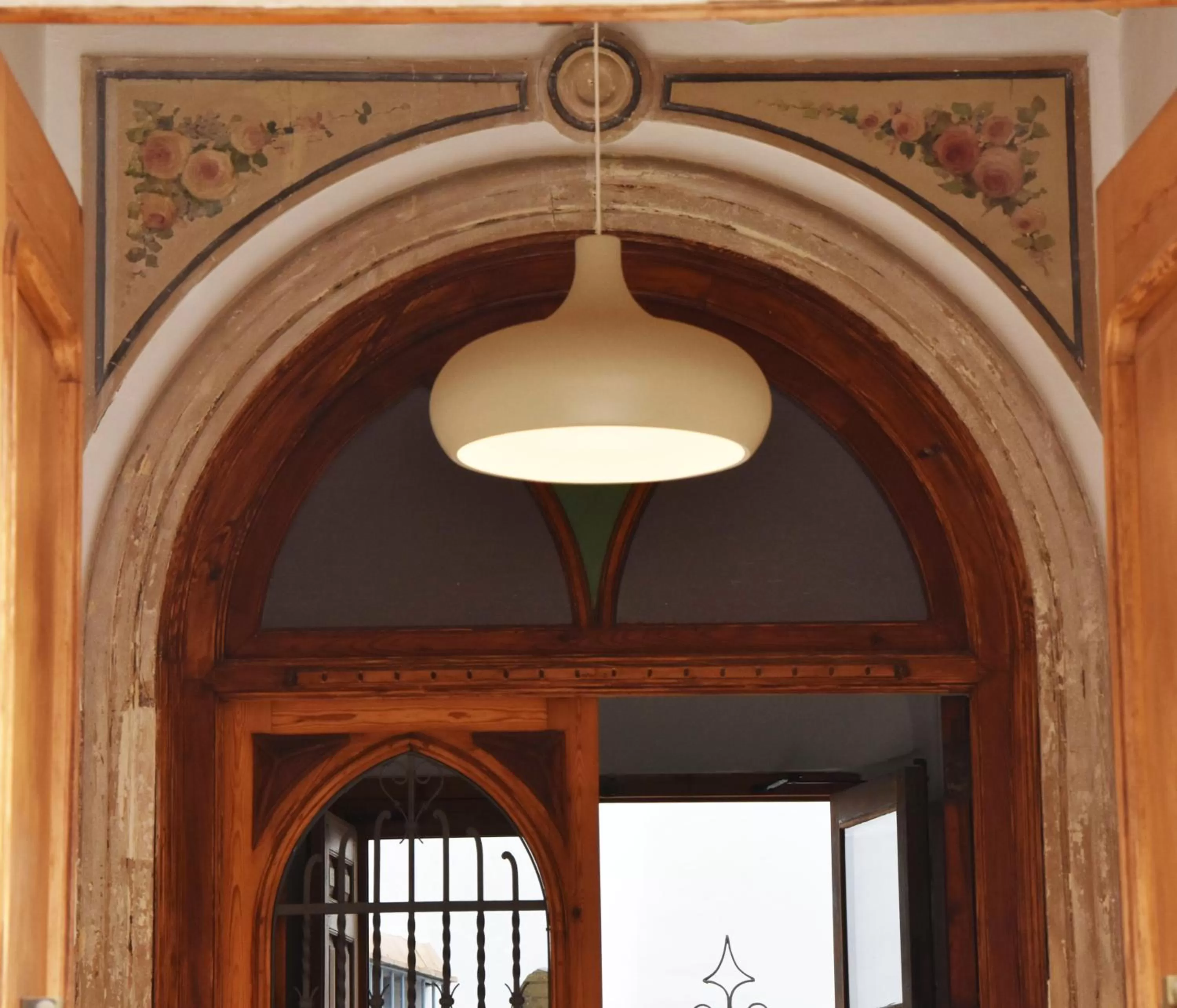 Facade/entrance in Casa Almara