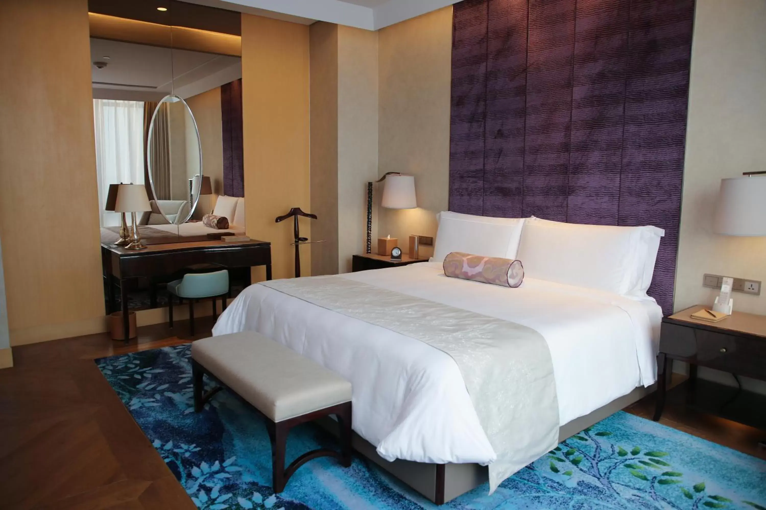 Bedroom, Bed in Raffles Jakarta