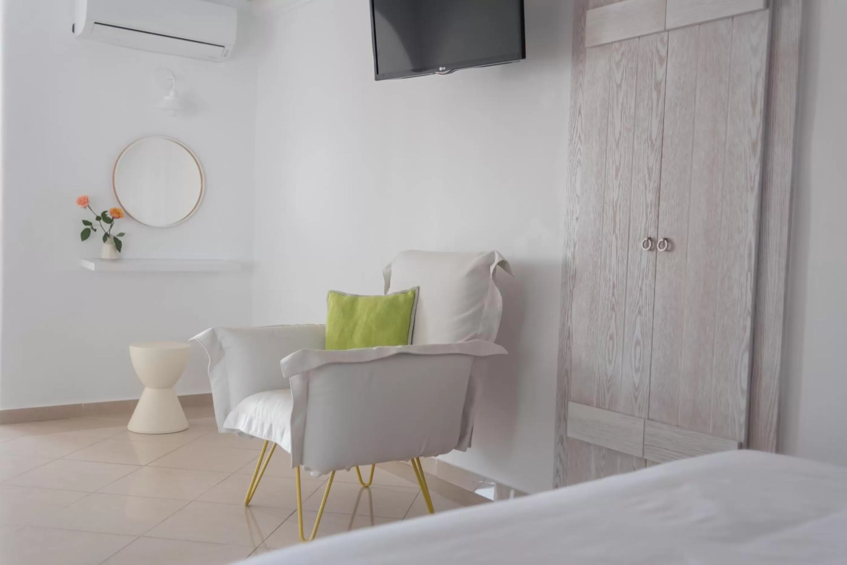 Photo of the whole room, Bed in Keti Hotel