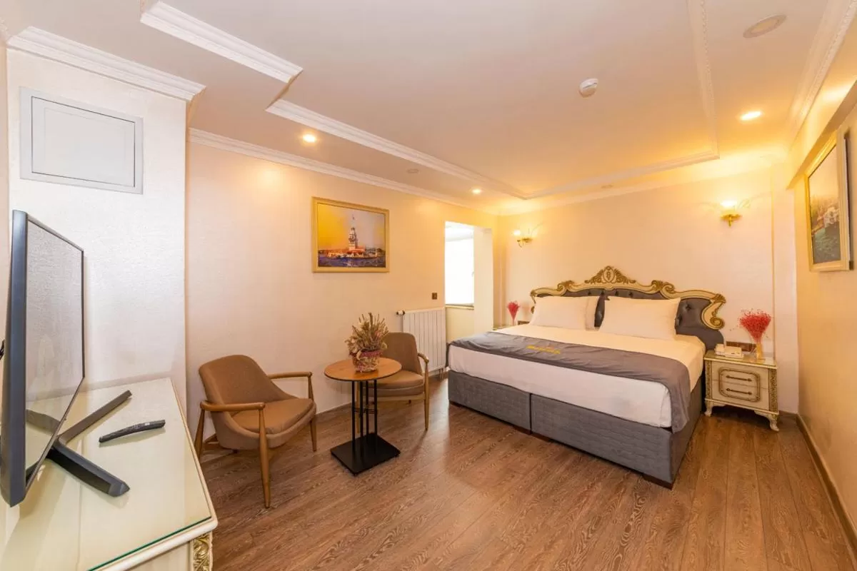 Photo of the whole room, Bed in Almadina Hotel Istanbul