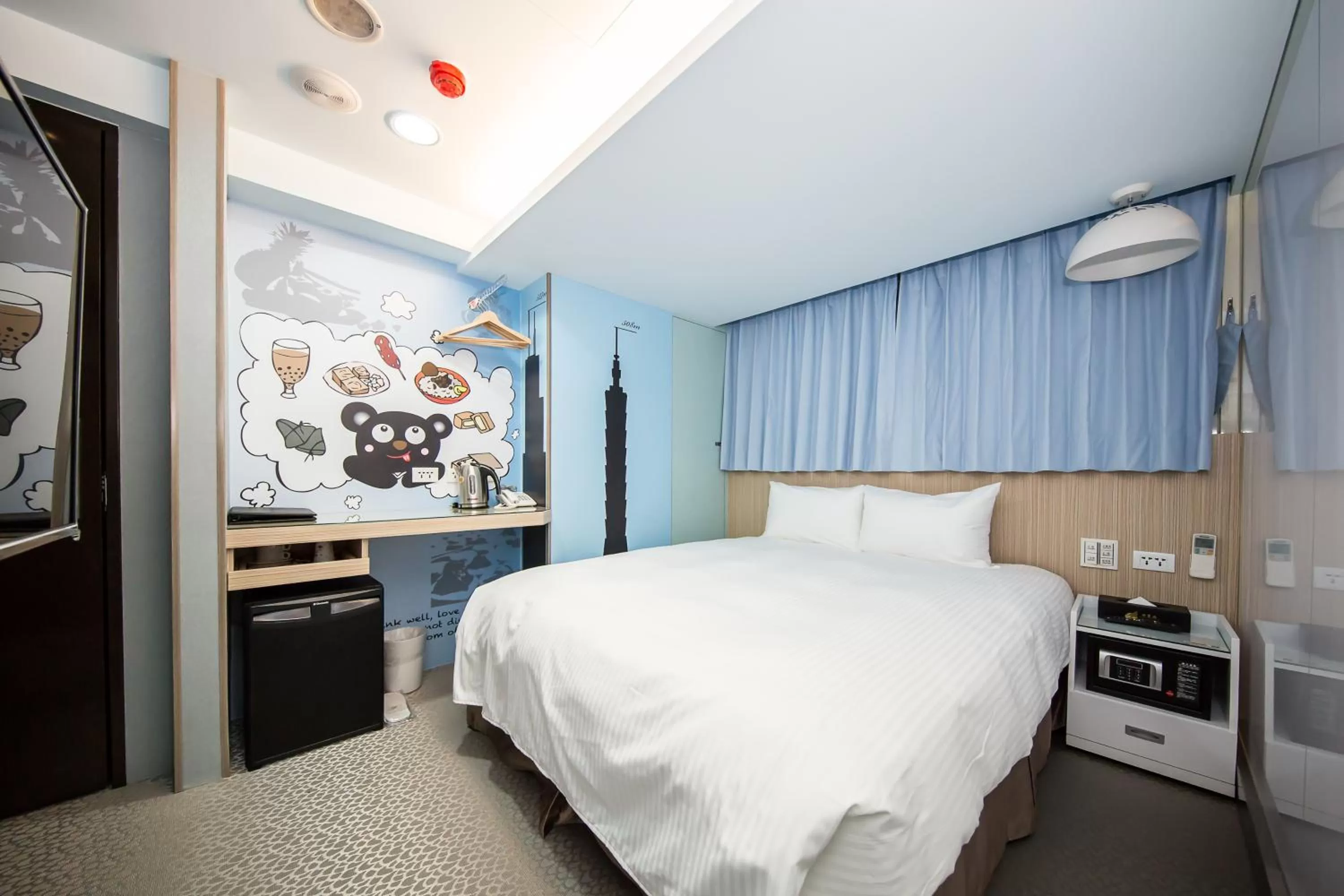 Bedroom, Bed in Morwing Hotel - Culture Vogue