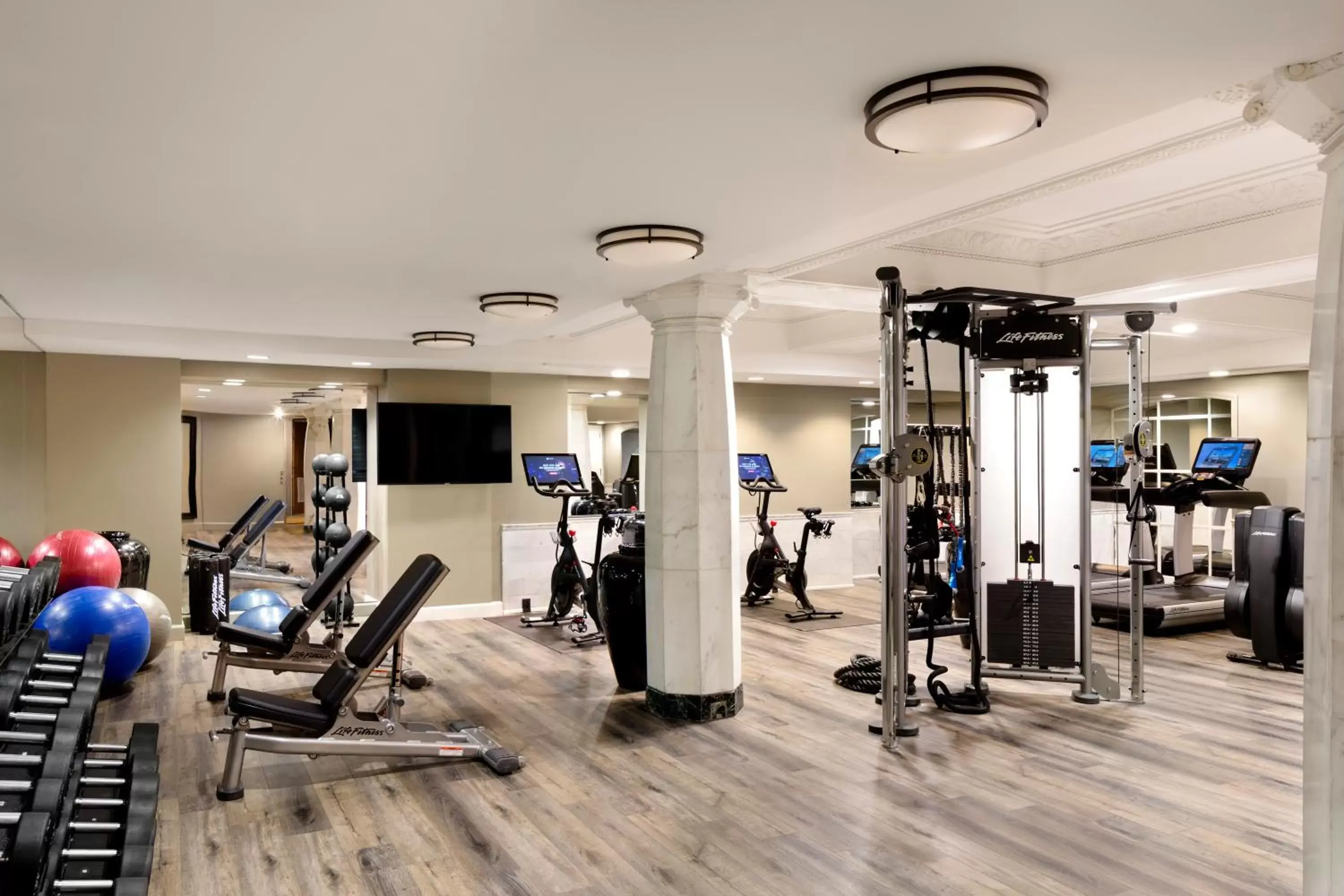 Fitness centre/facilities, Fitness Center/Facilities in Riggs Washington DC