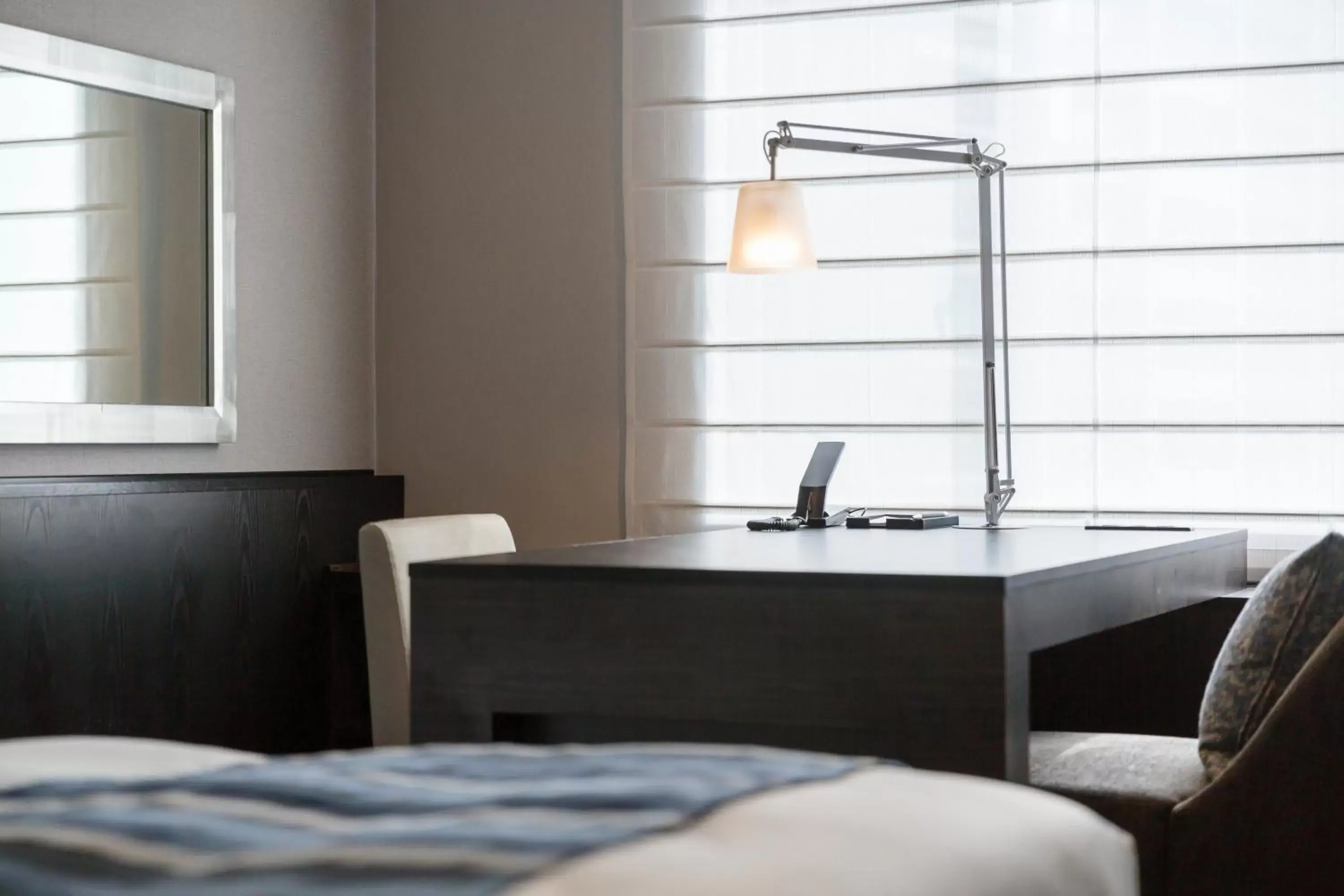 Superior Queen Room - single occupancy - Smoking in Hotel MYSTAYS PREMIER Dojima Superior Queen Room - single occupancy - Smoking in Hotel MYSTAYS PREMIER Dojima