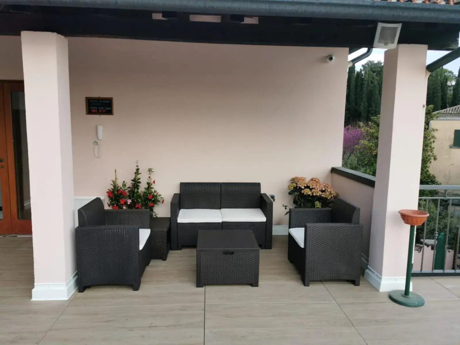 Solarium, Seating Area in Hotel Meridiana