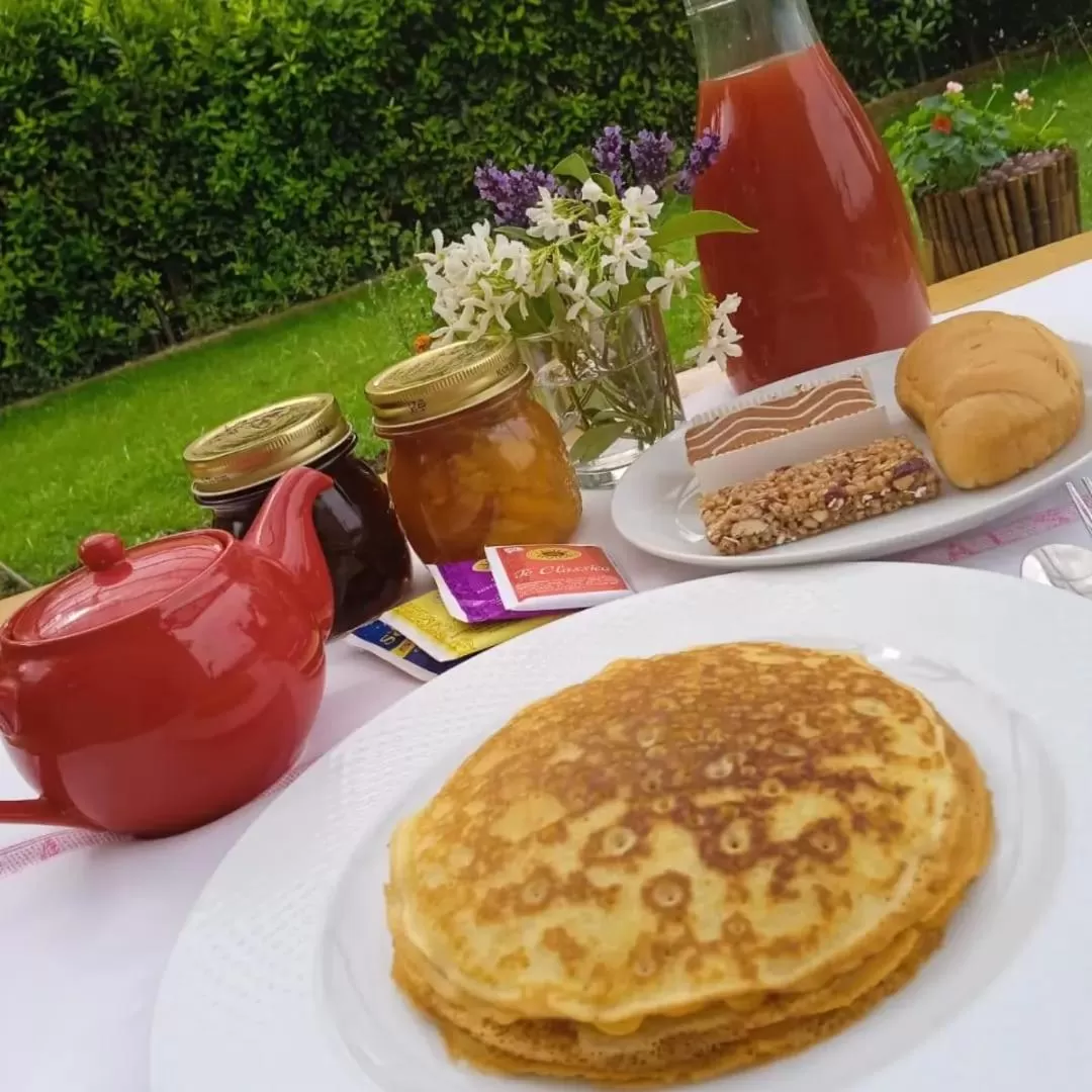 Breakfast, Food in In Vino Veritas