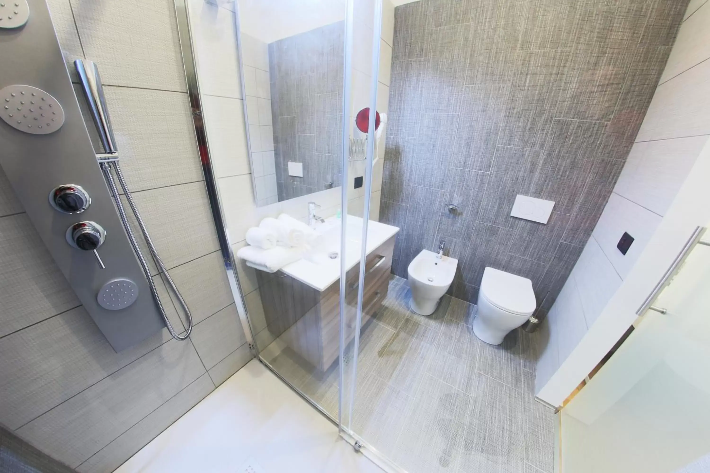 Bathroom in RESIDENZE CASSOLI B&B Luxury Spa