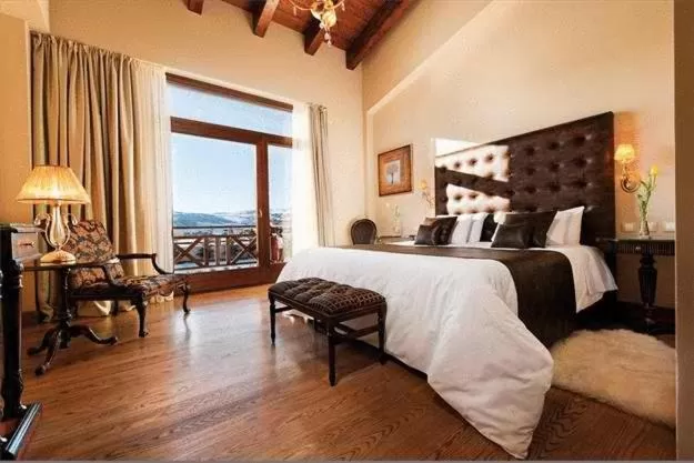 Bed in Tagli Resort & Villas