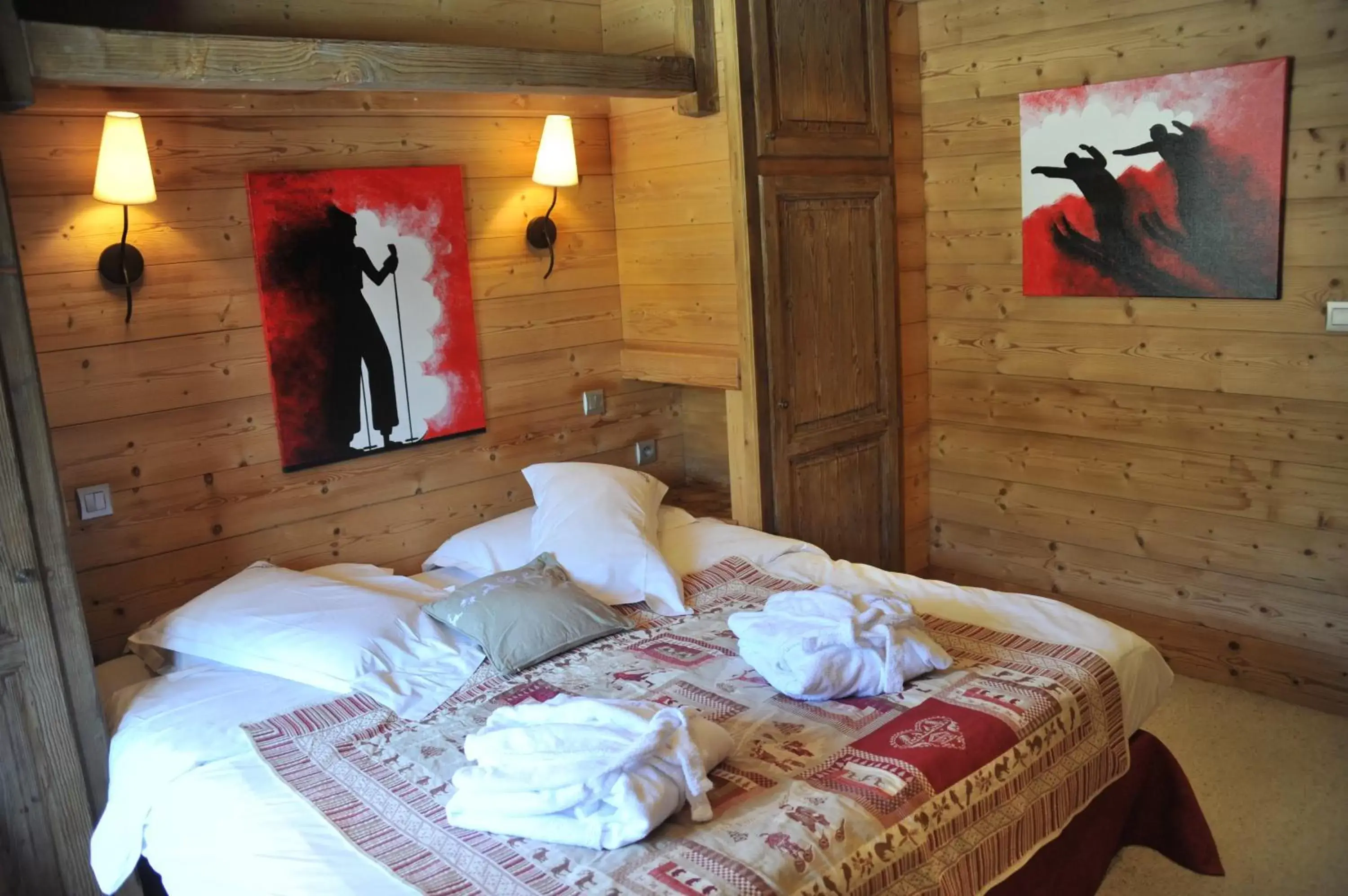 Bed in Hôtel Chalet Alpage