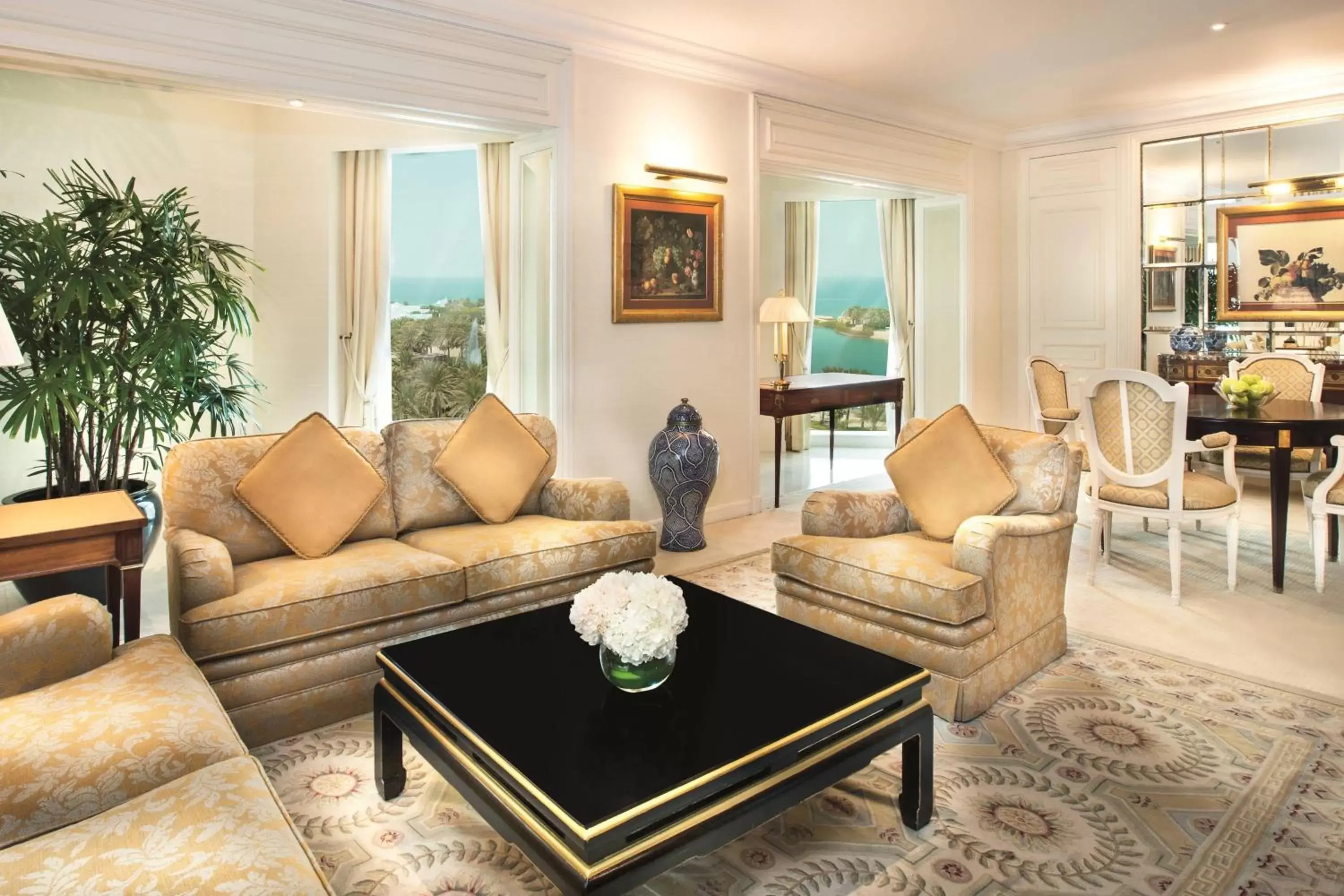 Living room, Seating Area in The Ritz-Carlton, Bahrain