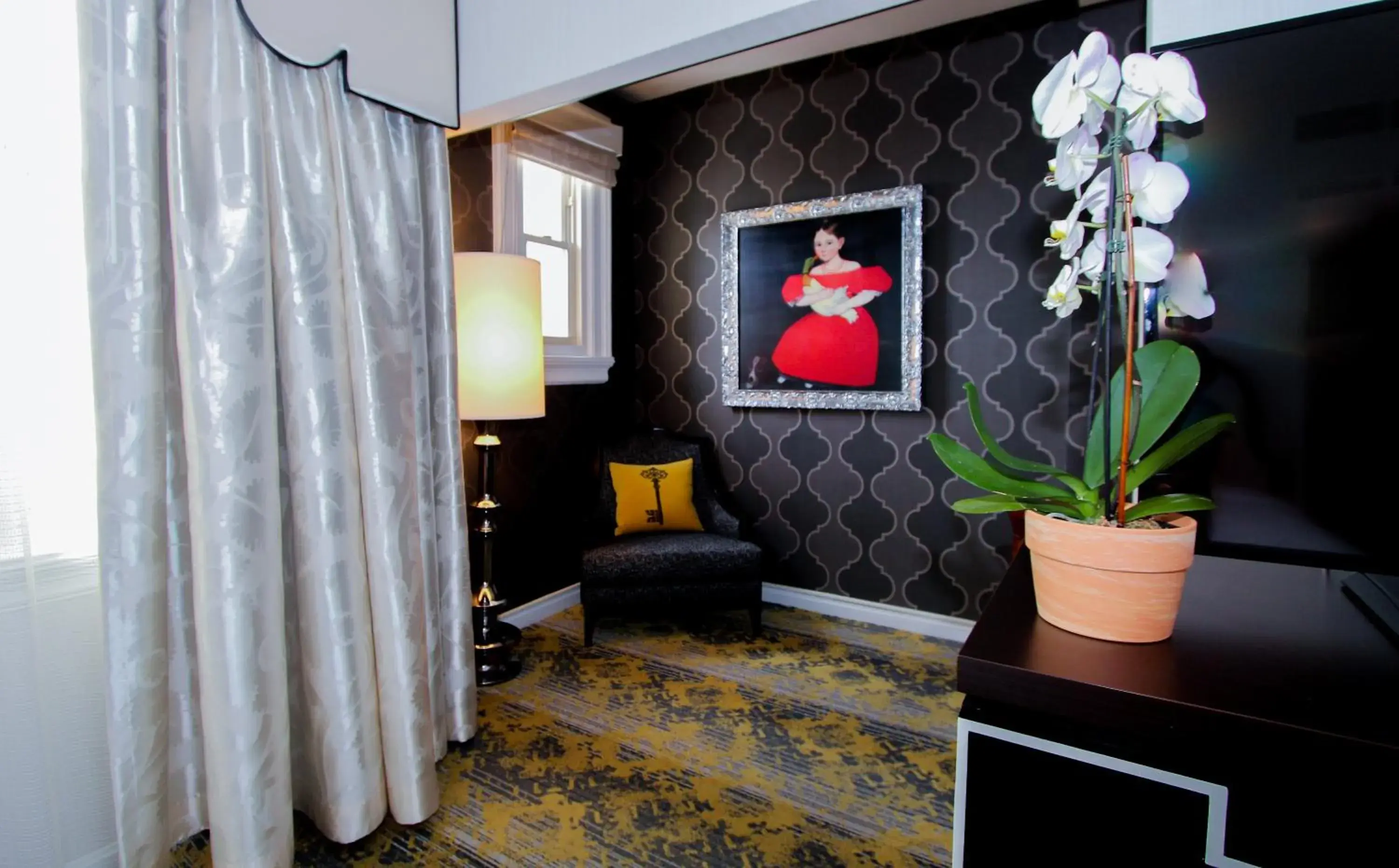 Seating Area in The Churchill Hotel Near Embassy Row