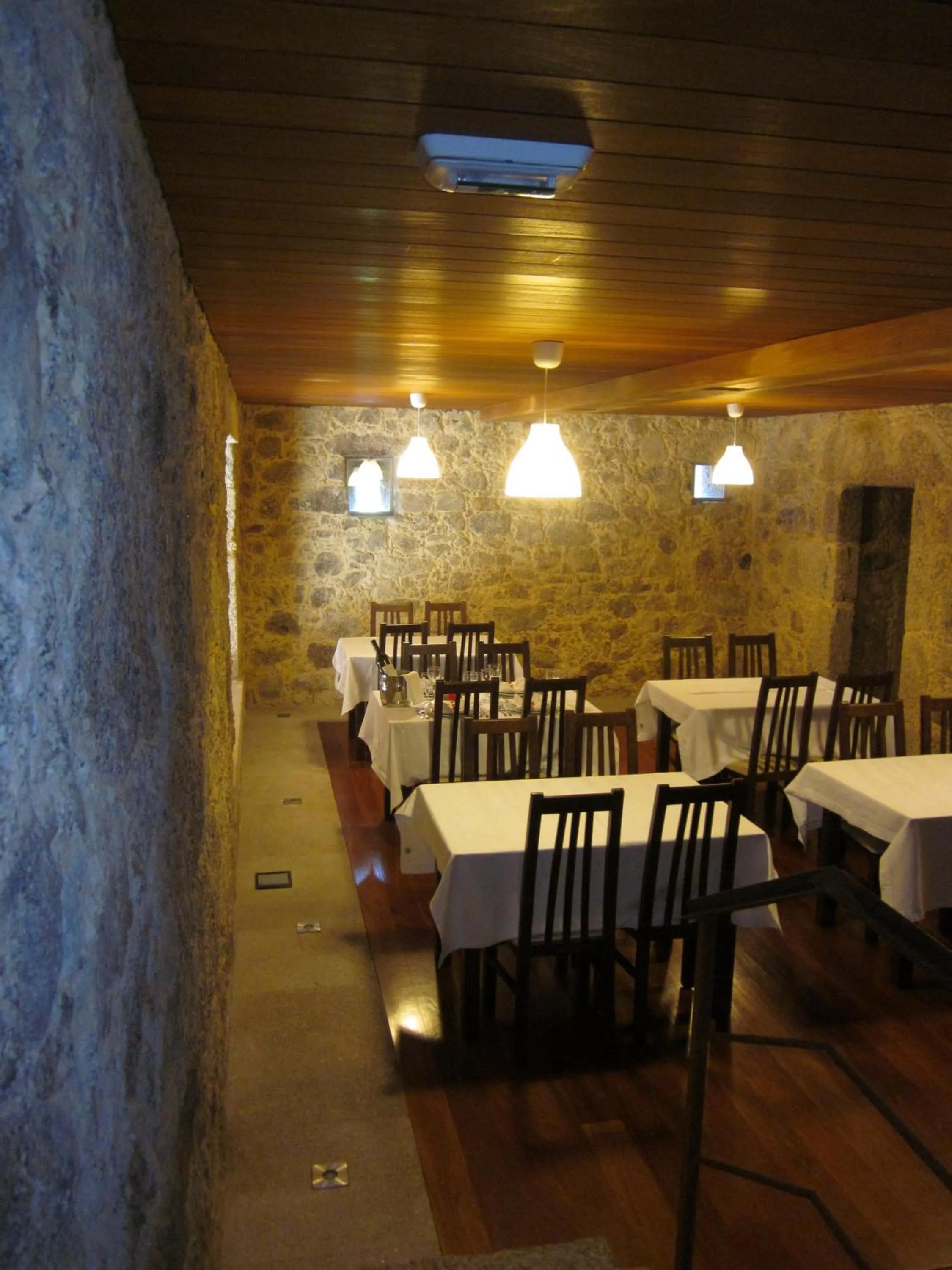 Restaurant/places to eat in Hotel Rural Alves - BRAGA - Casa Alves de Torneiros