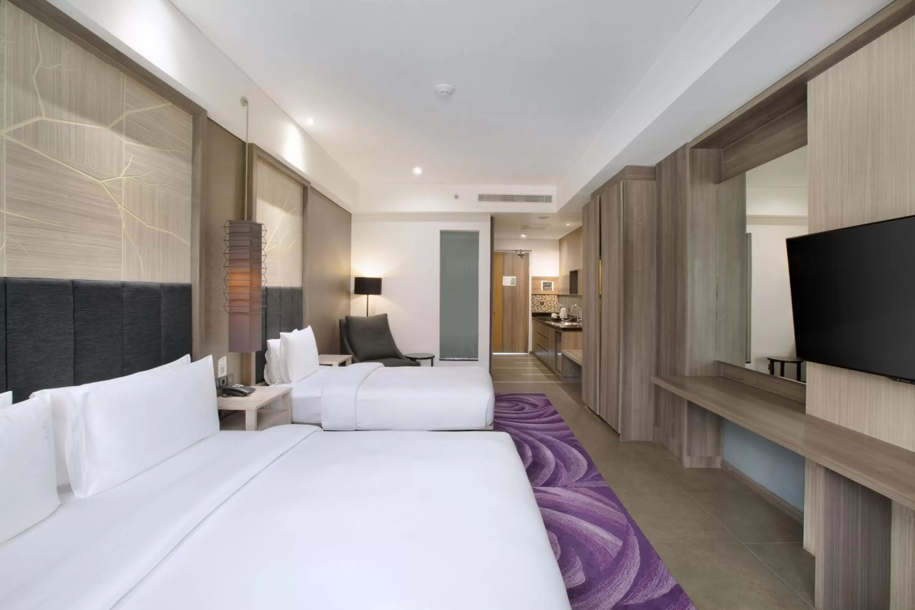 Bedroom, Bed in Holiday Inn Bandung Pasteur by IHG
