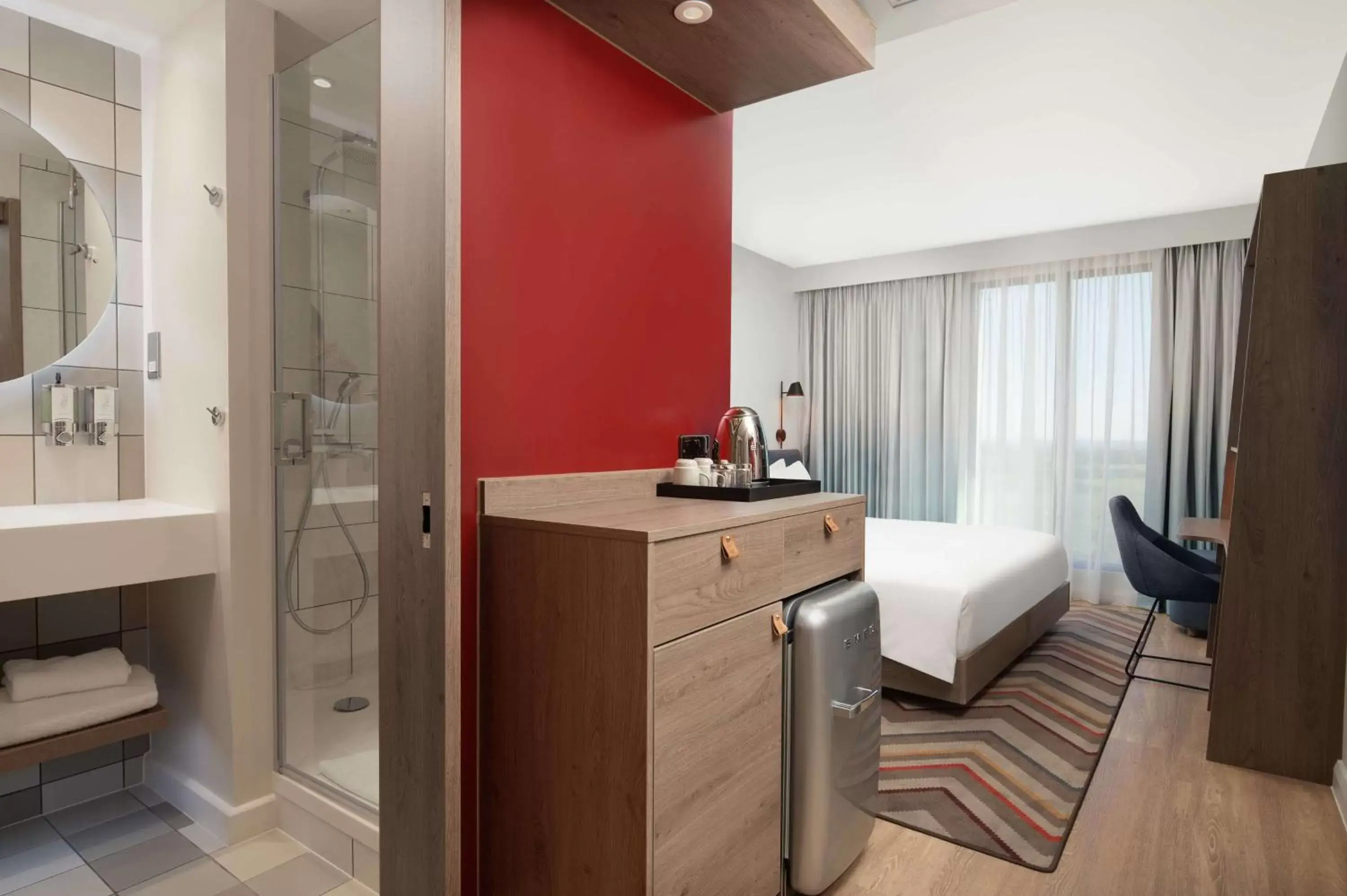 Bedroom in Hampton by Hilton High Wycombe
