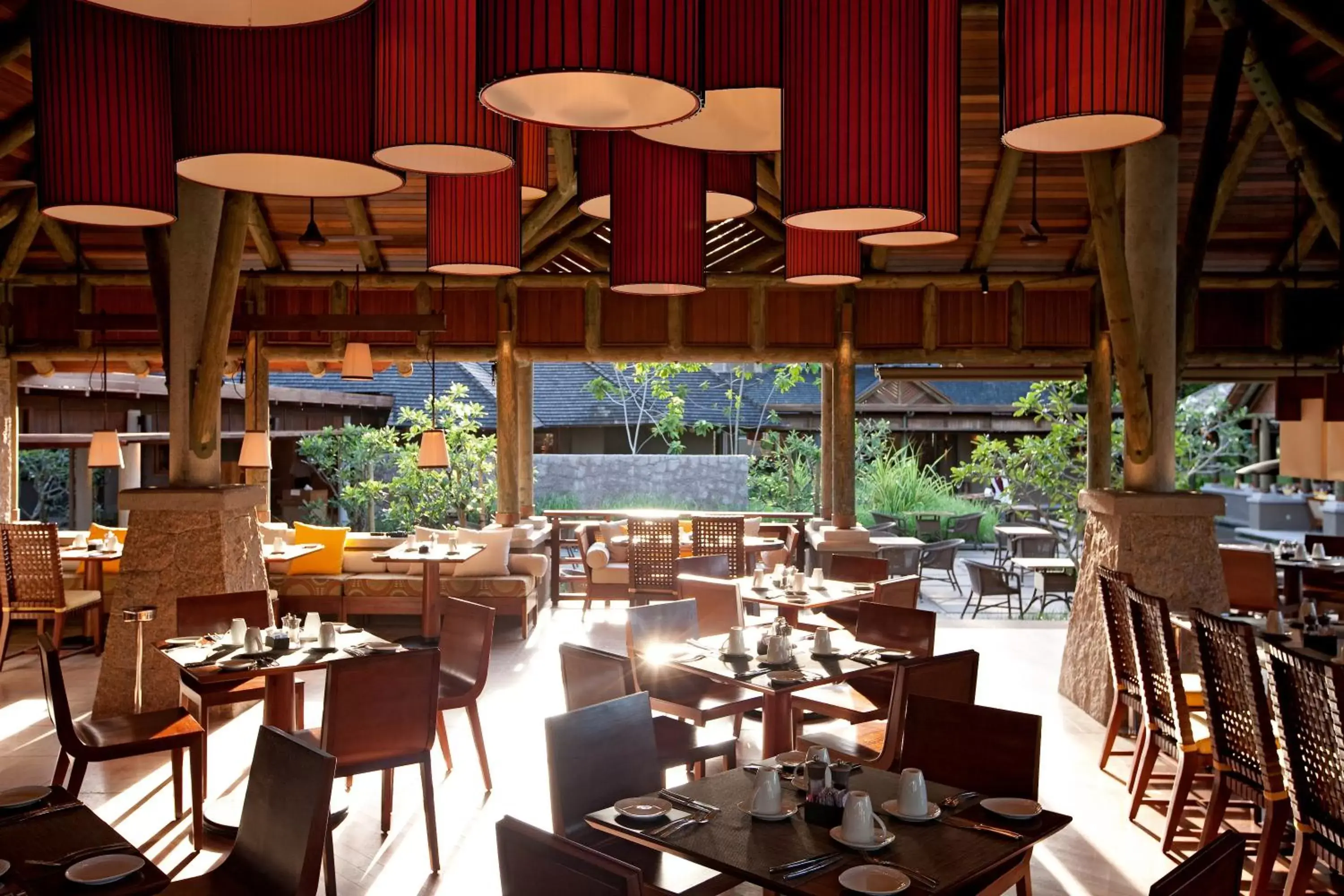 Restaurant/places to eat in Constance Ephelia Restaurant/places to eat in Constance Ephelia