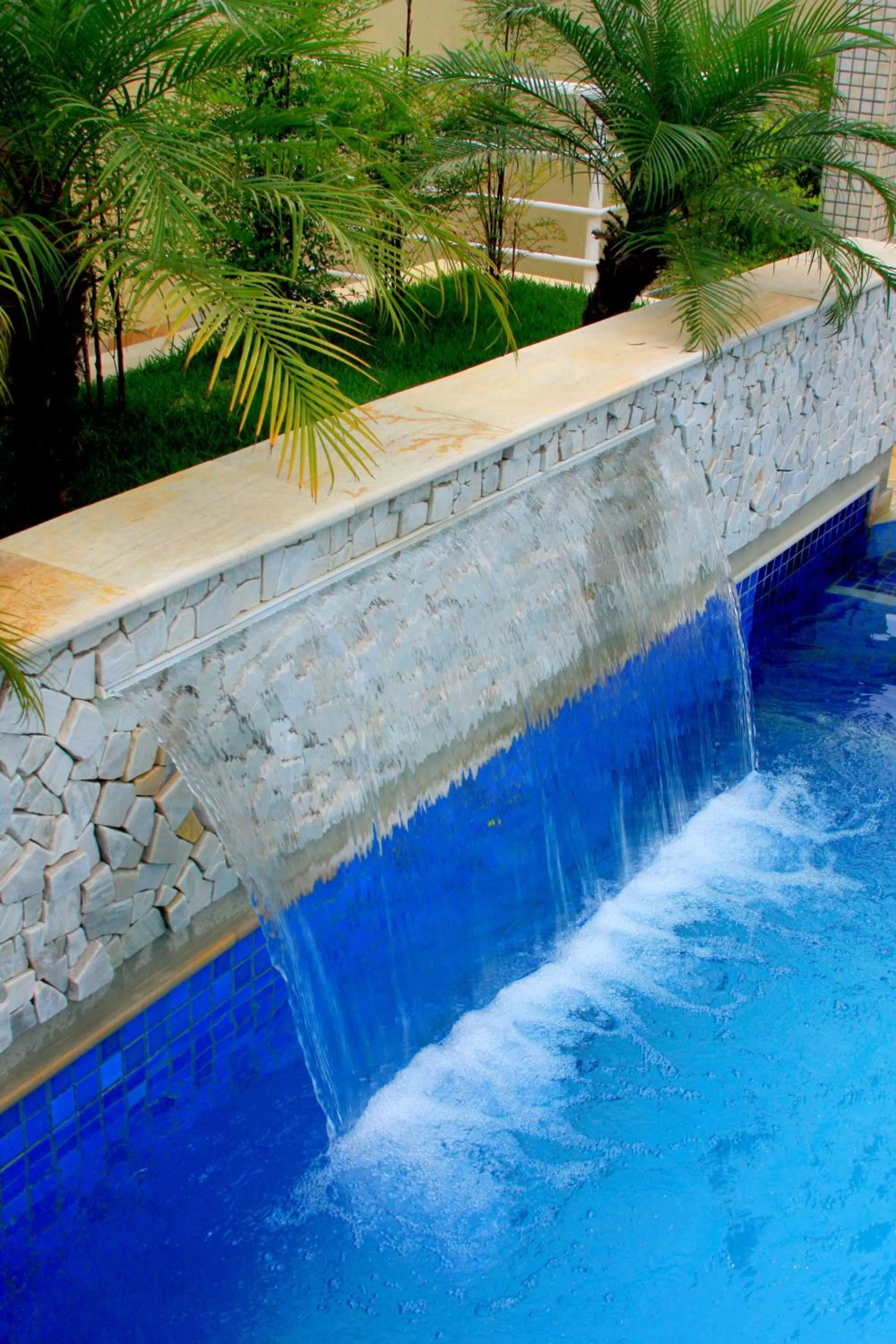 Swimming pool in Hotel City Hall