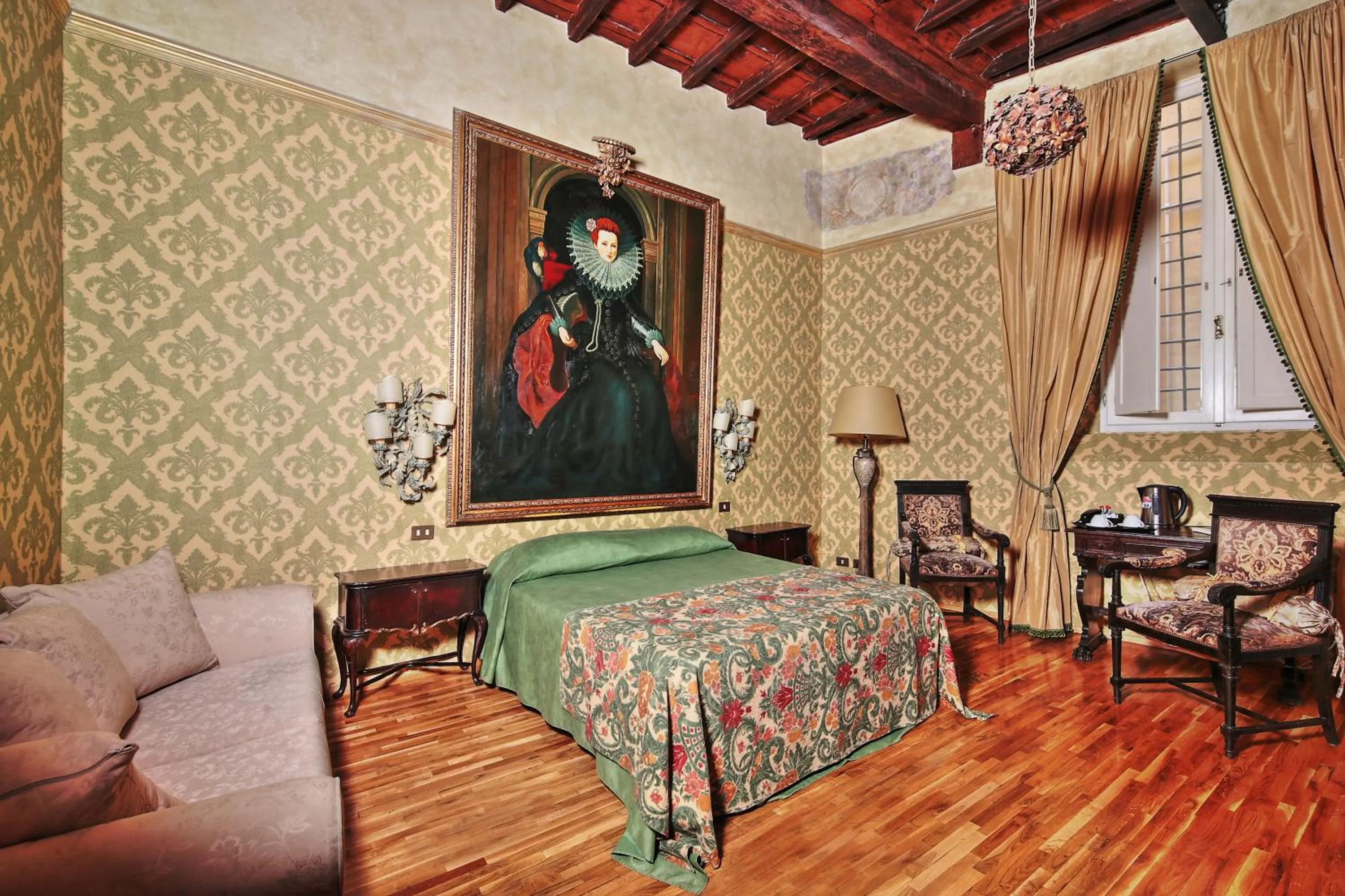 Photo of the whole room, Bed in Antica Dimora dell'Orso
