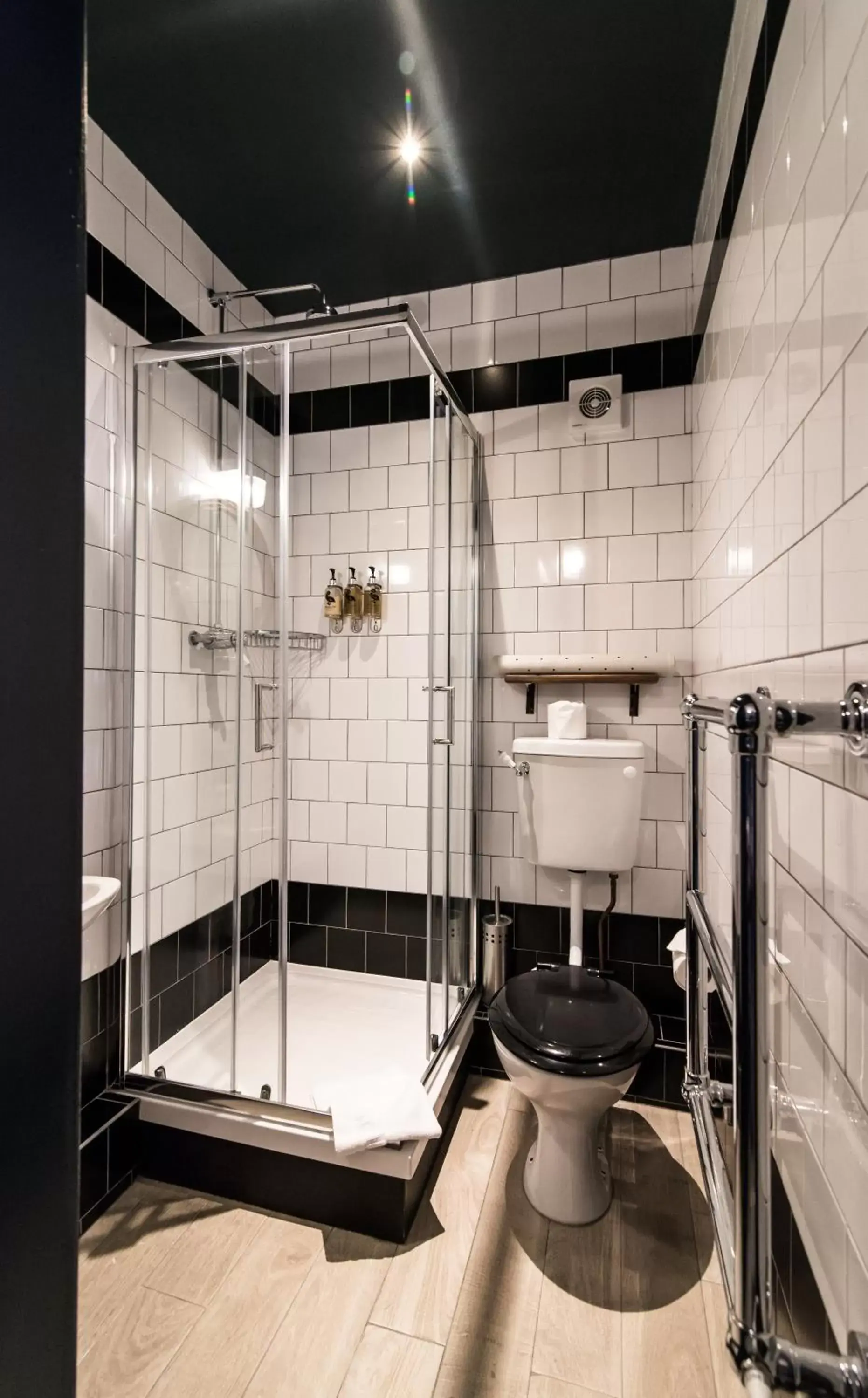 Shower, Bathroom in The Waterman