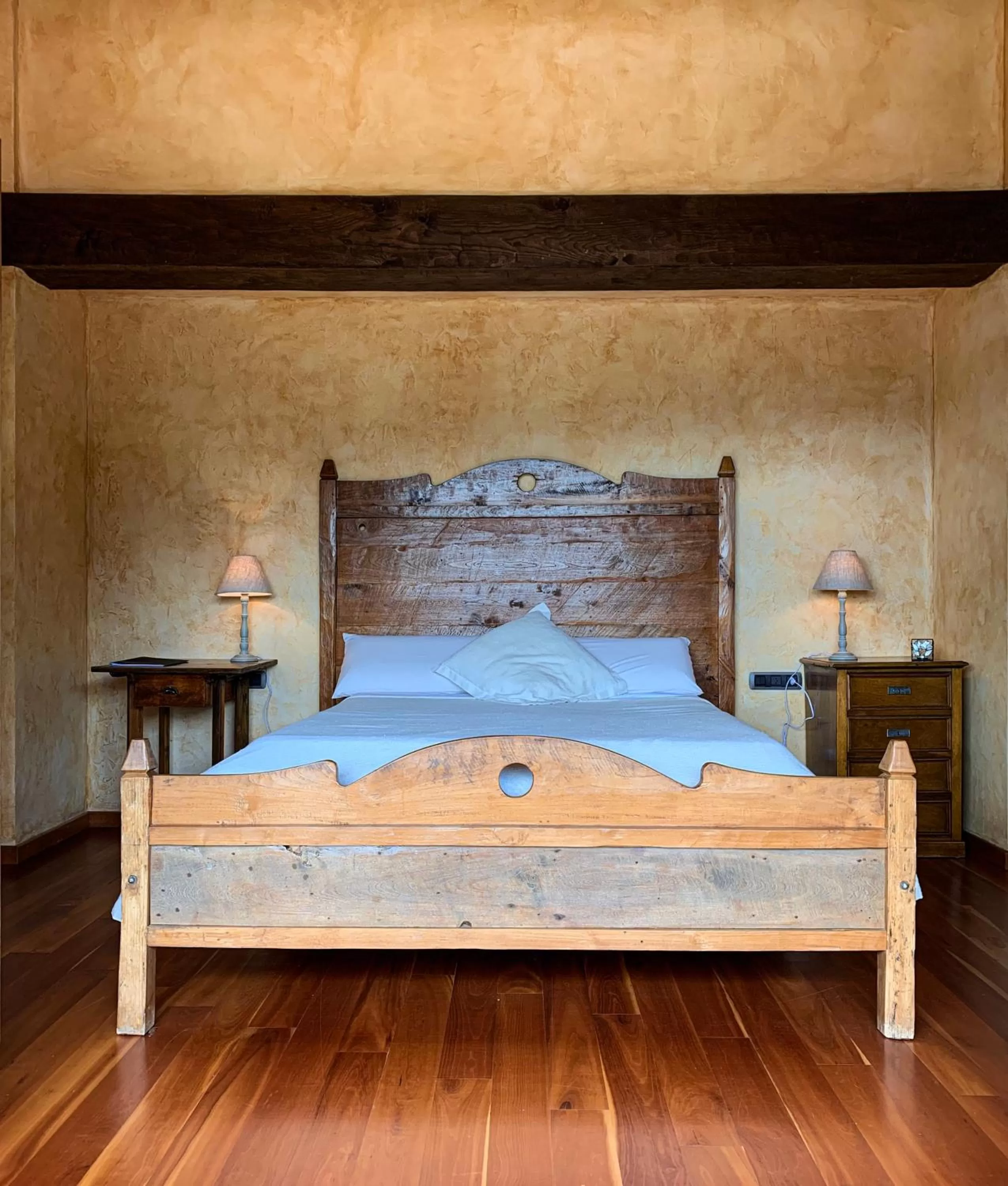 Bed in Serrat del Vent - Adults only