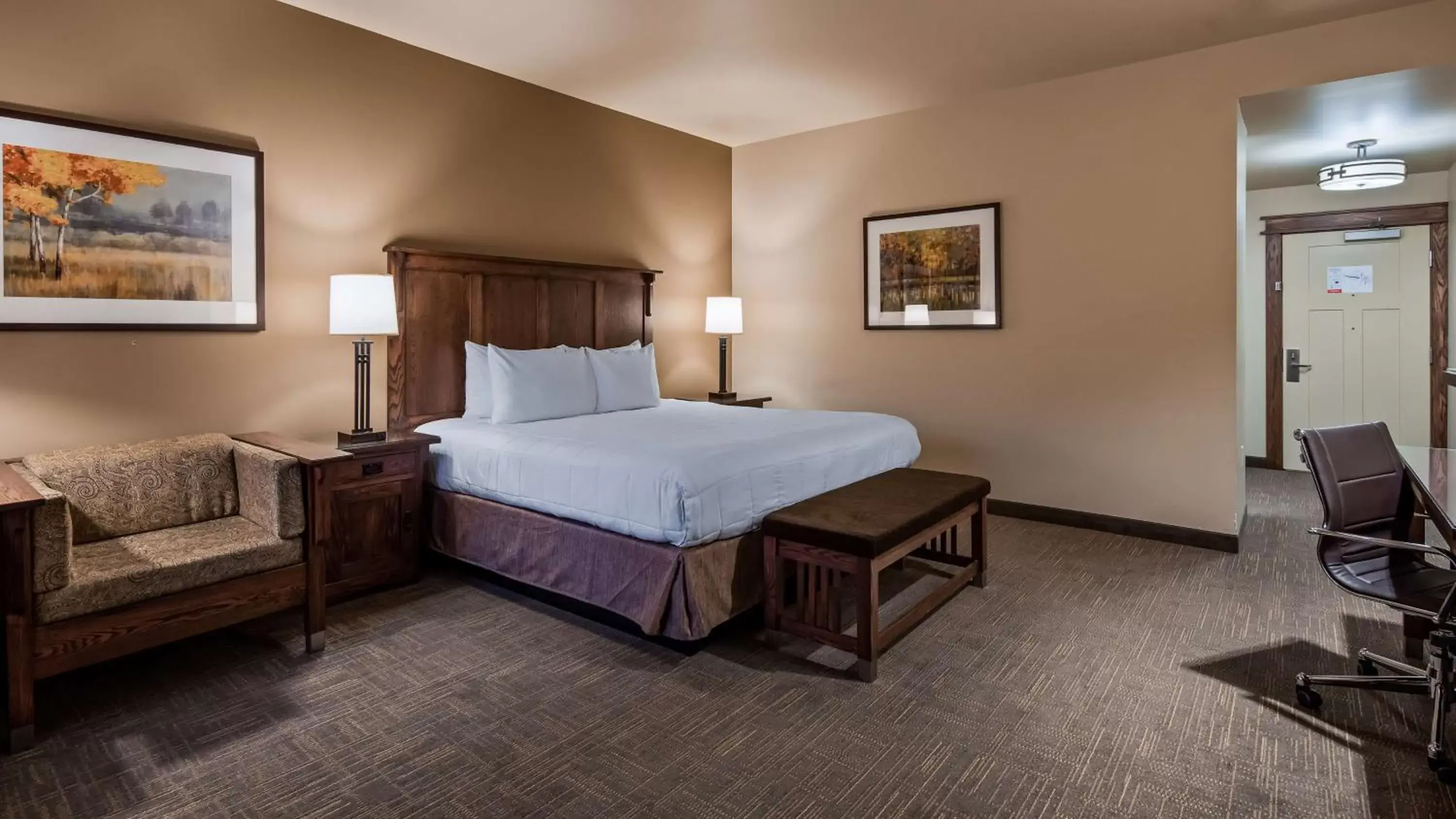 Bedroom, Bed in Best Western Plus High Country Inn