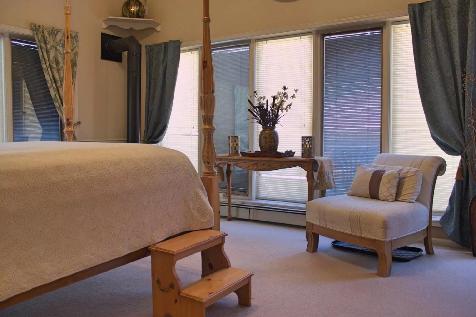 Bed in Black Bear Manor