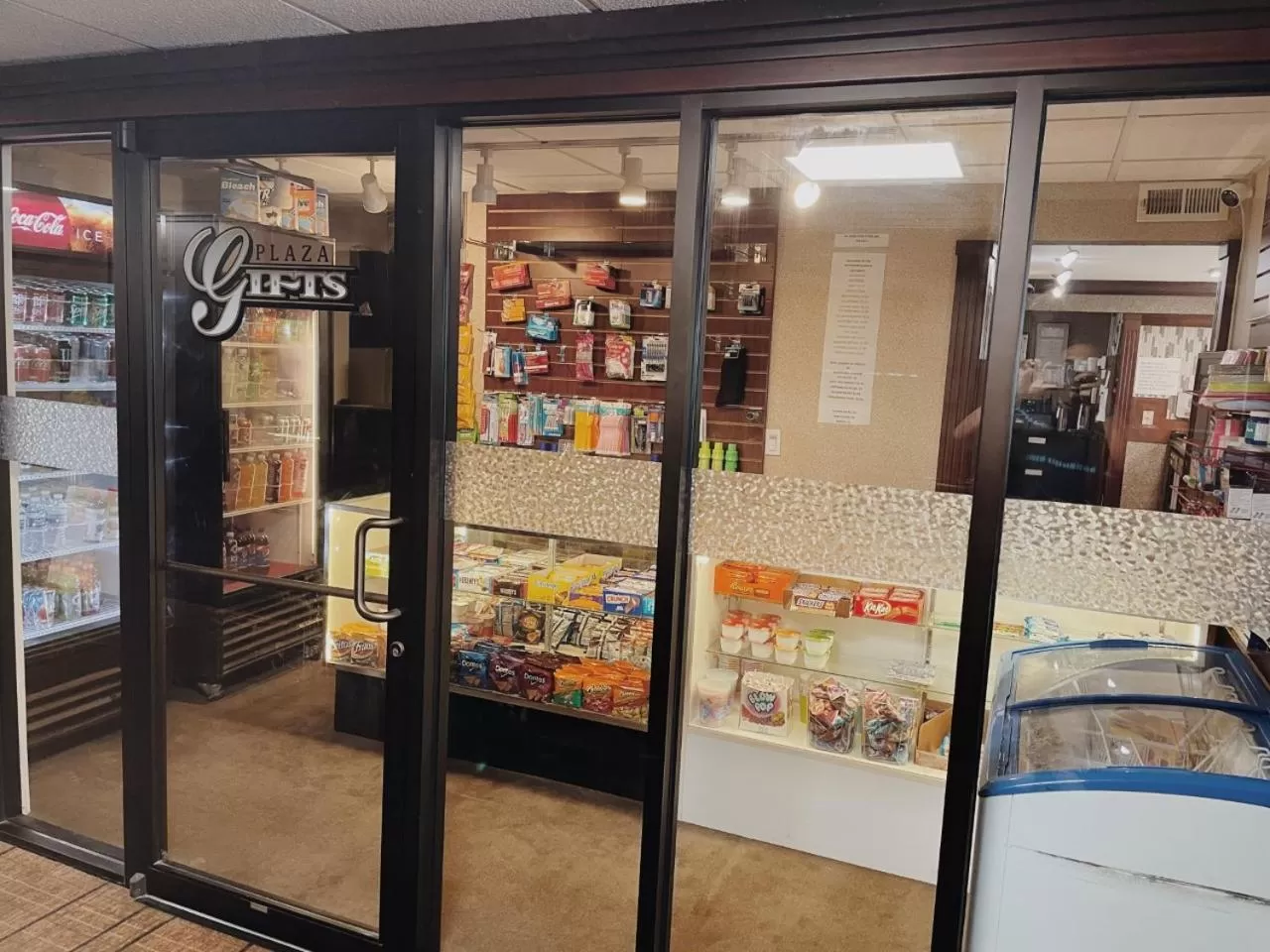 On-site shops in Wyndham Garden Warsaw