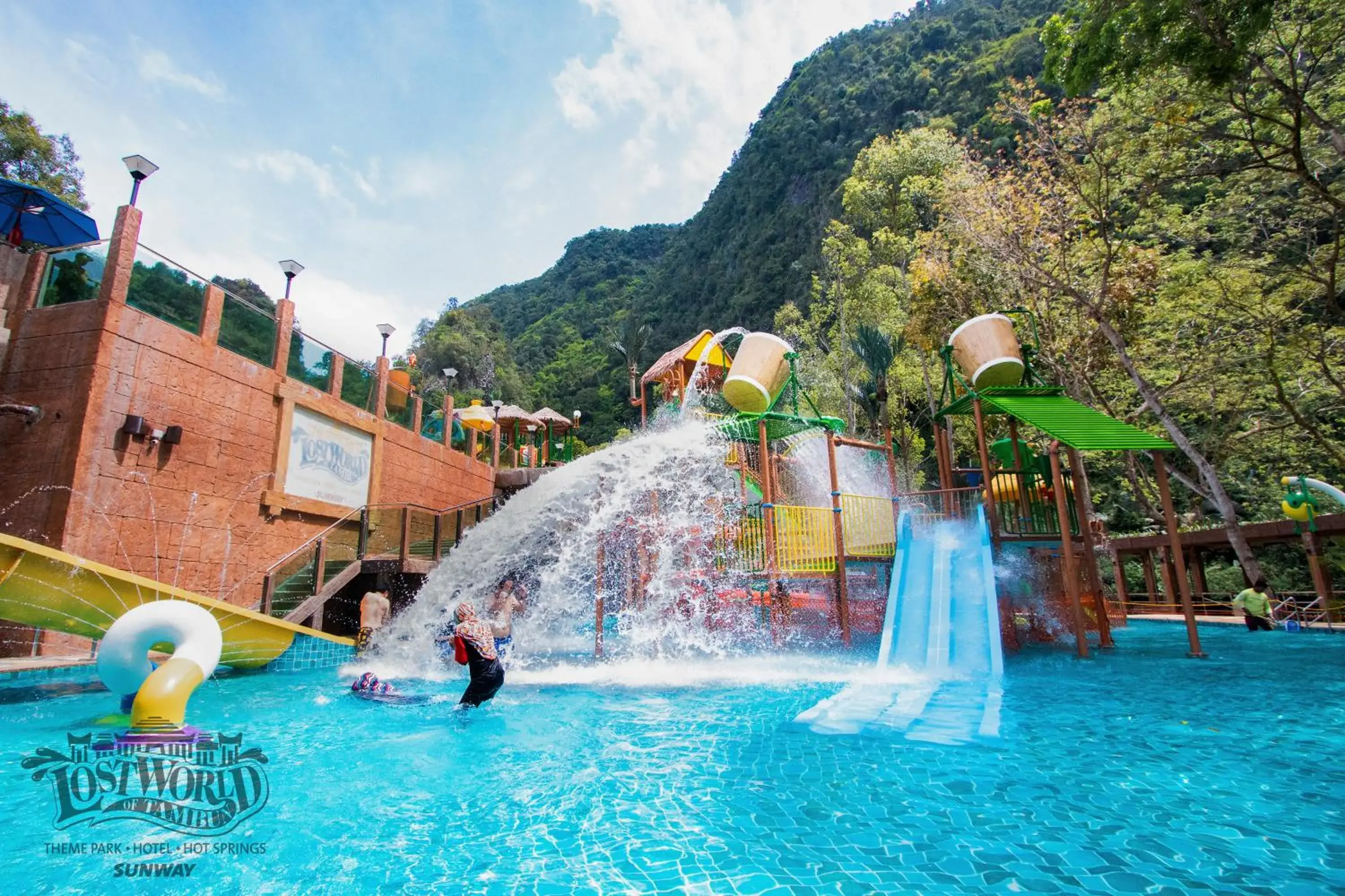 Swimming pool, Water Park in Sunway Lost World Hotel