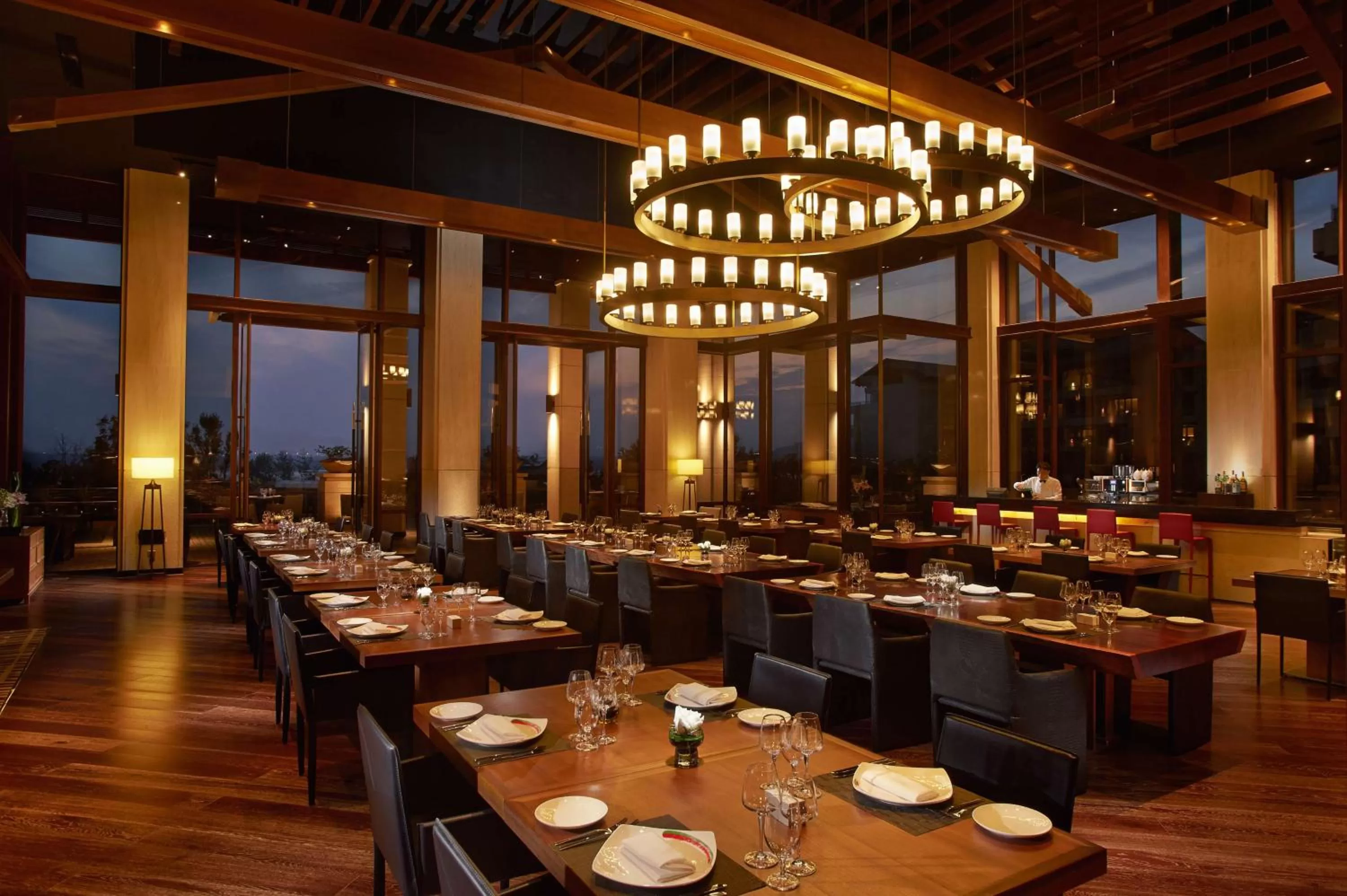 Restaurant/places to eat in Hilton Wuhan Optics Valley