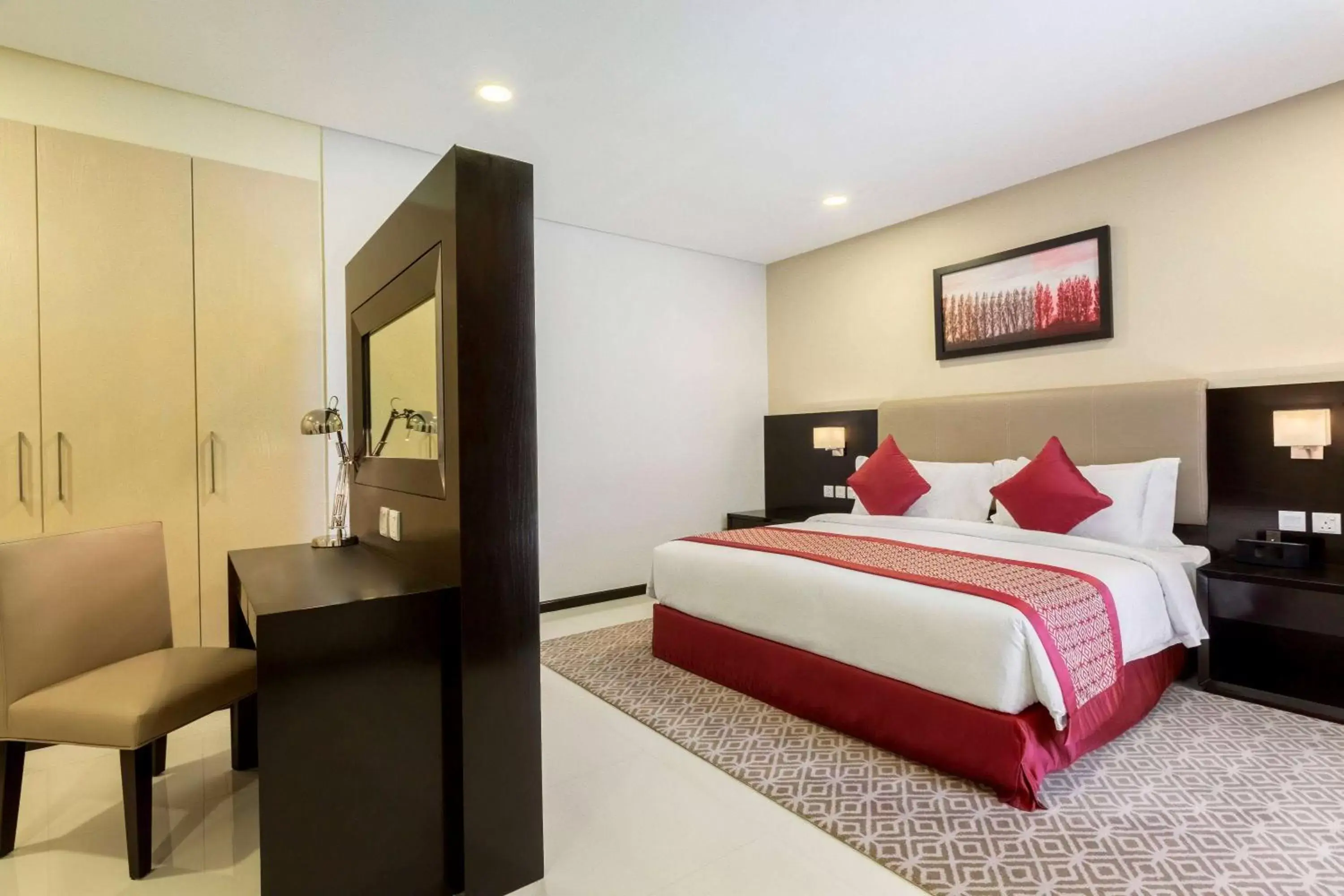 Bed in Ramada Hotel and Suites Amwaj Islands