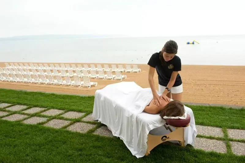 Spa and wellness centre/facilities in Parkshore Resort