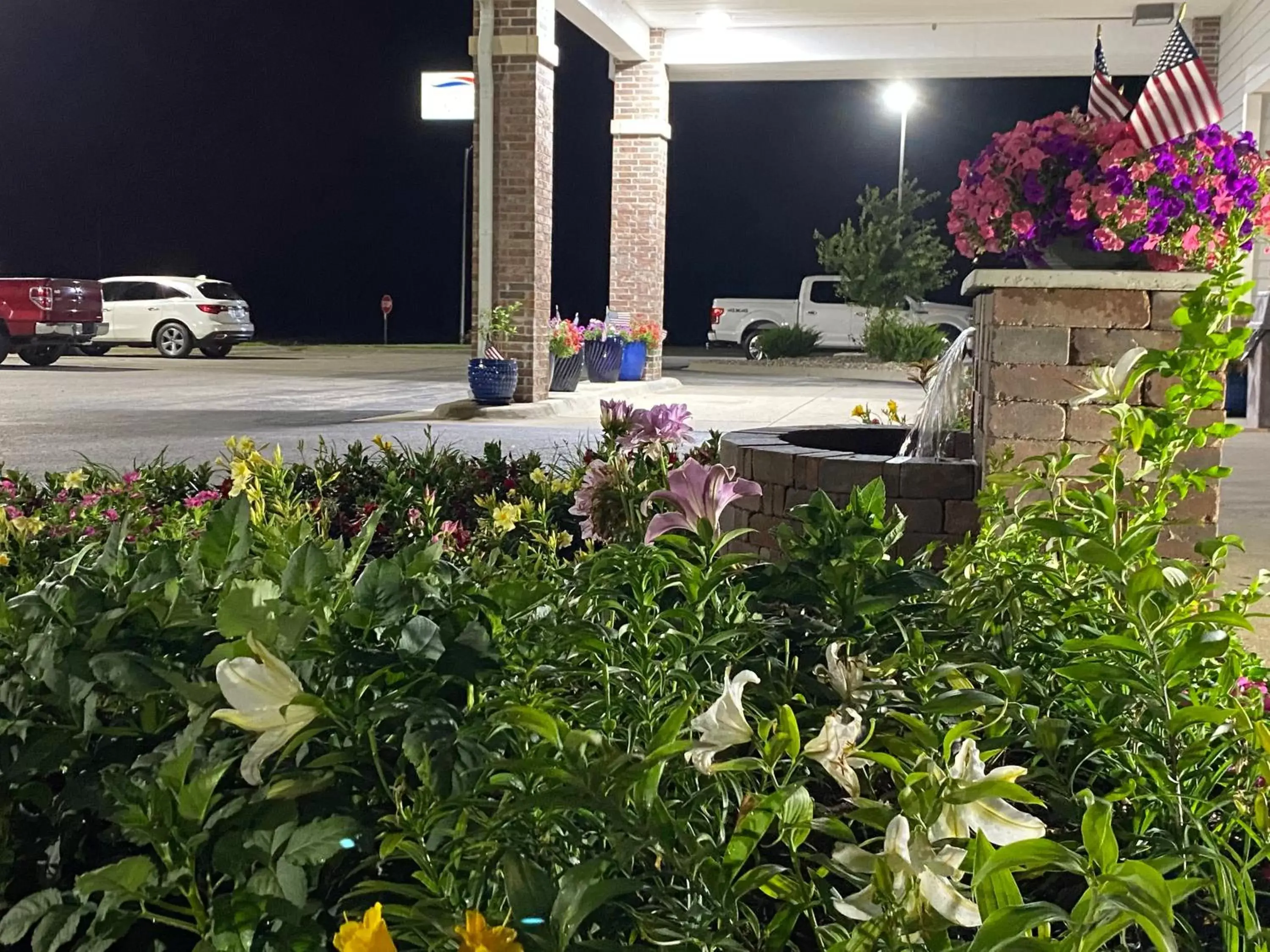 Facade/entrance in Garnett Hotel & RV Park Facade/entrance in Garnett Hotel & RV Park