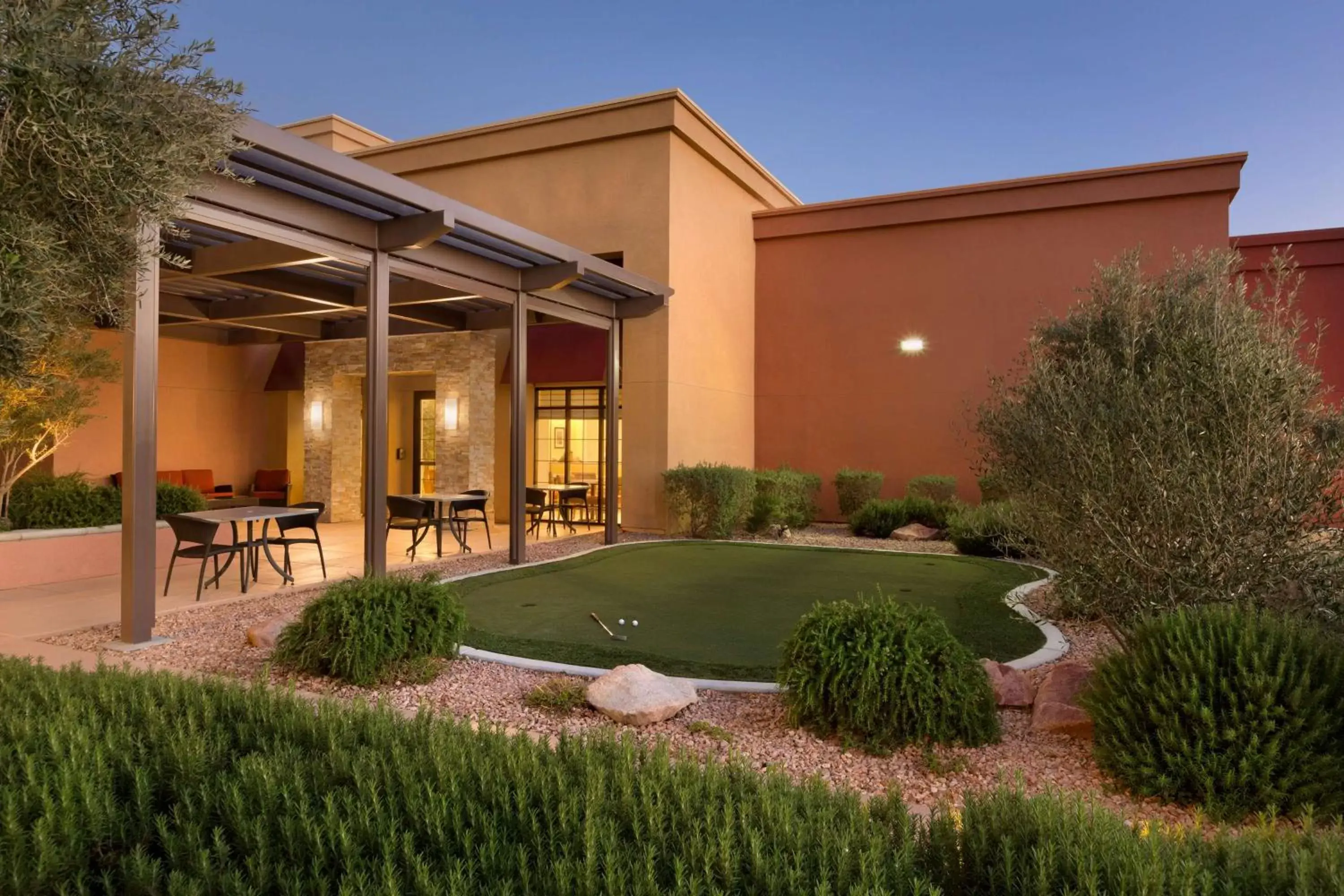 Inner courtyard view, Property Building in Homewood Suites By Hilton Las Vegas Airport