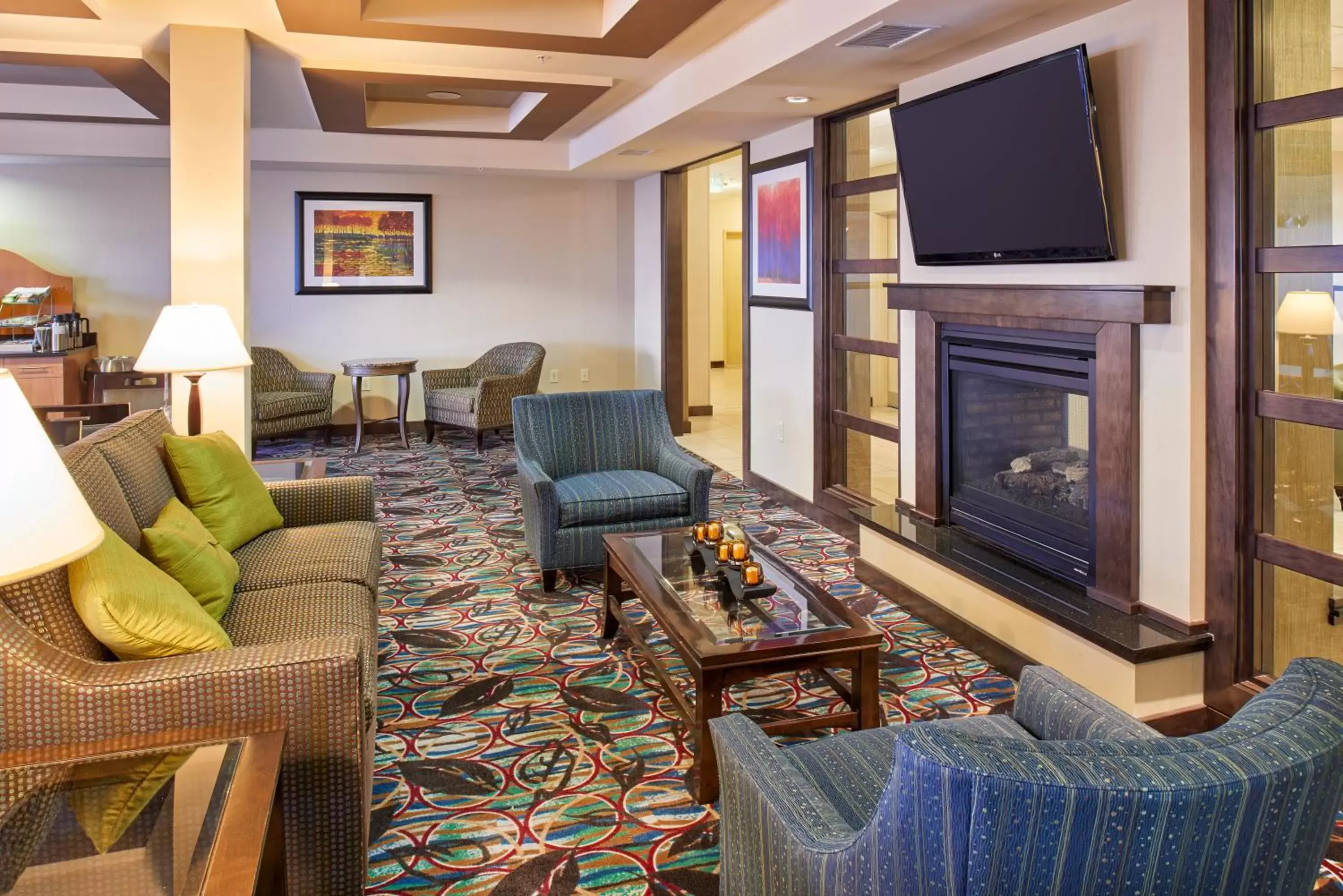 Lobby or reception, Seating Area in Holiday Inn Express & Suites El Paso Airport, an IHG Hotel